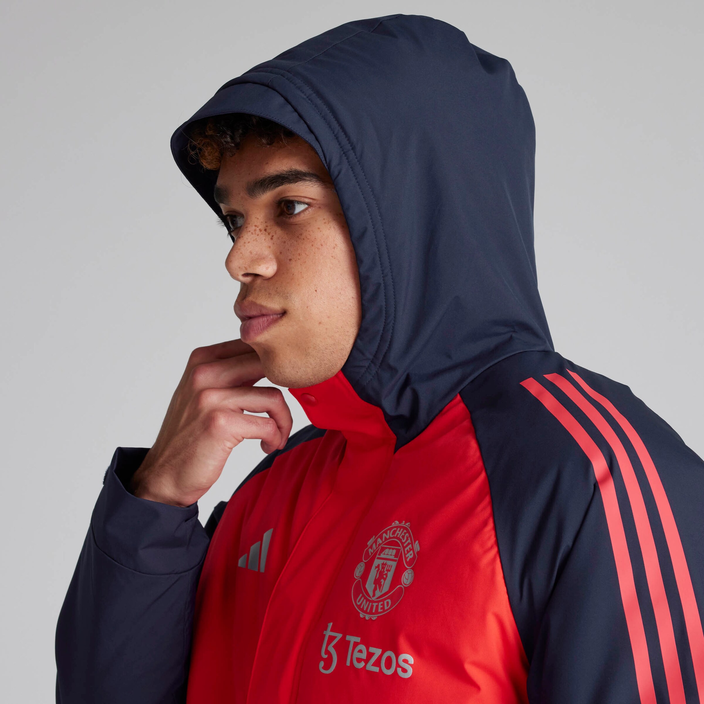 Manchester United 2024 Classic red down jacket