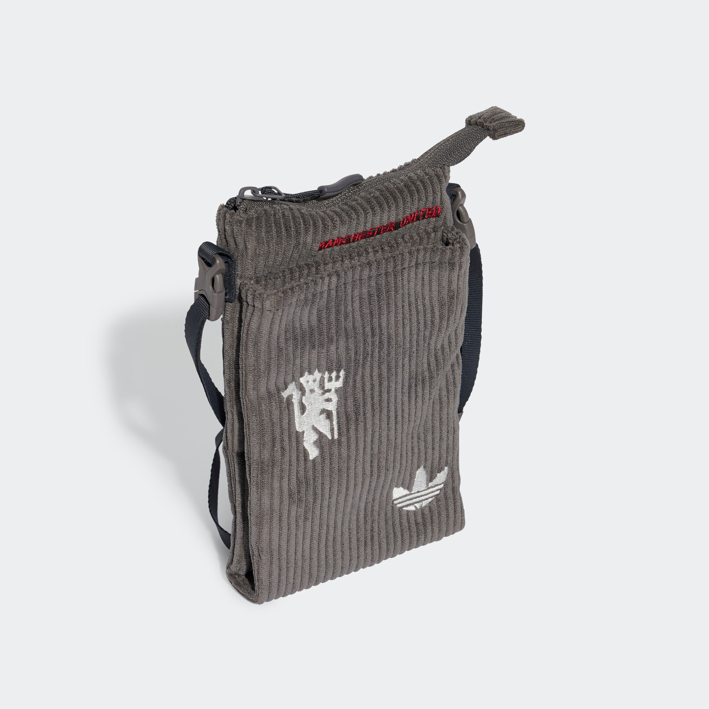 adidas small items bag
