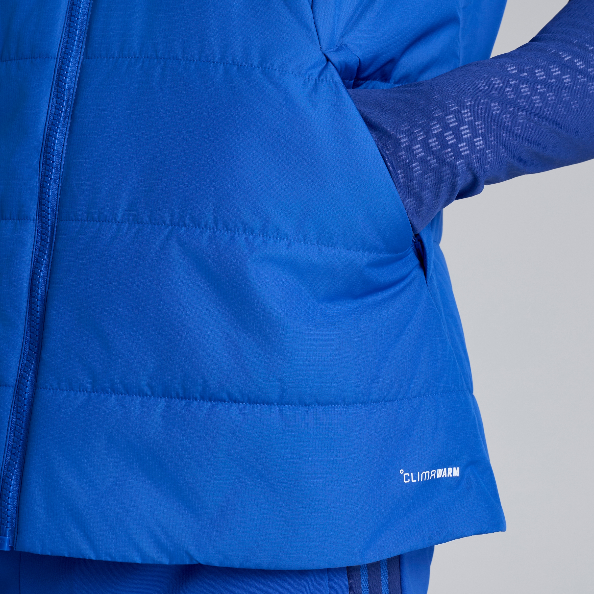 Manchester United 26/27 Cup Training Tiro Winterized Vest Blue 蓝色 细节 [4-7]