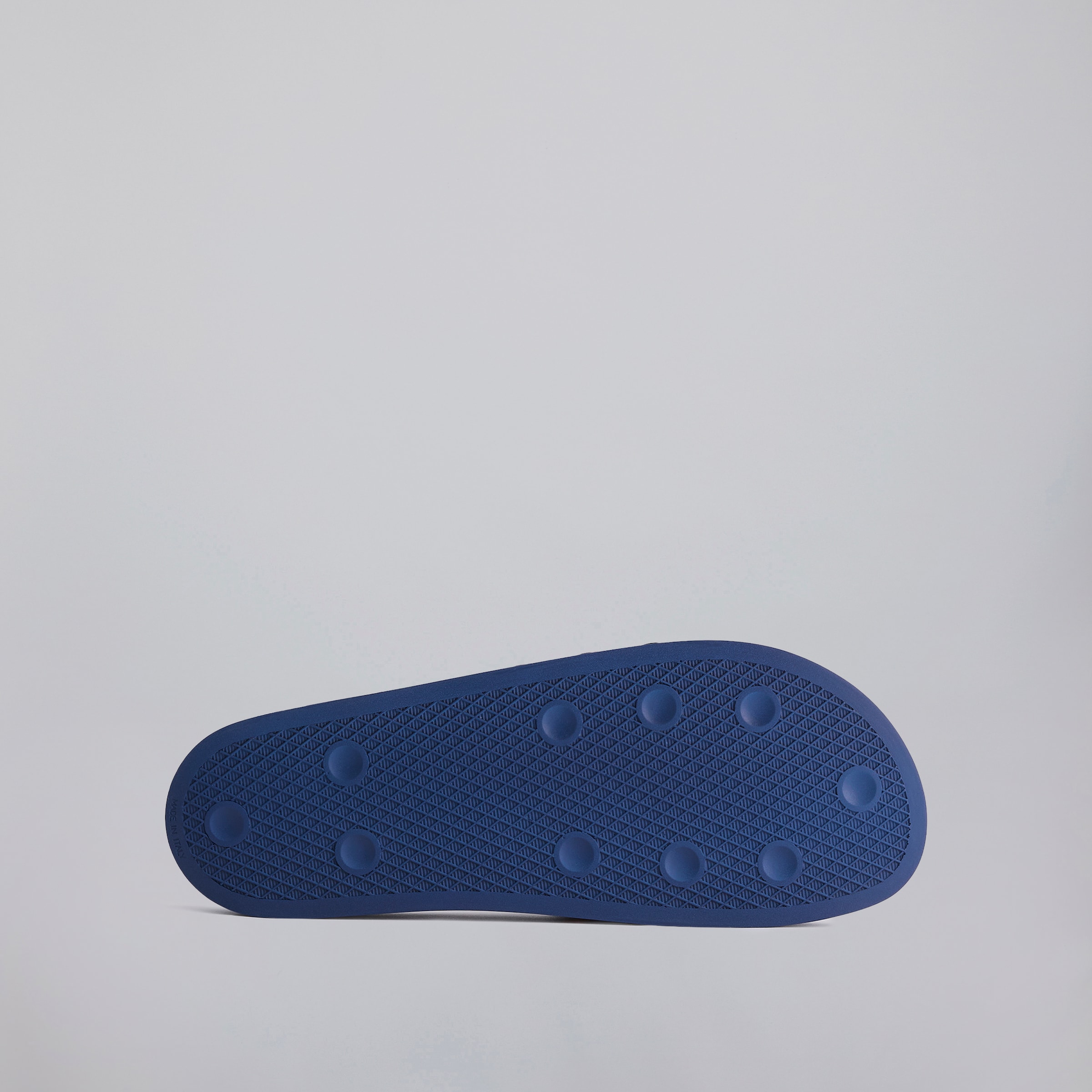 Manchester United x adidas Trefoil Slides Blue Bleu Détail [4-6]