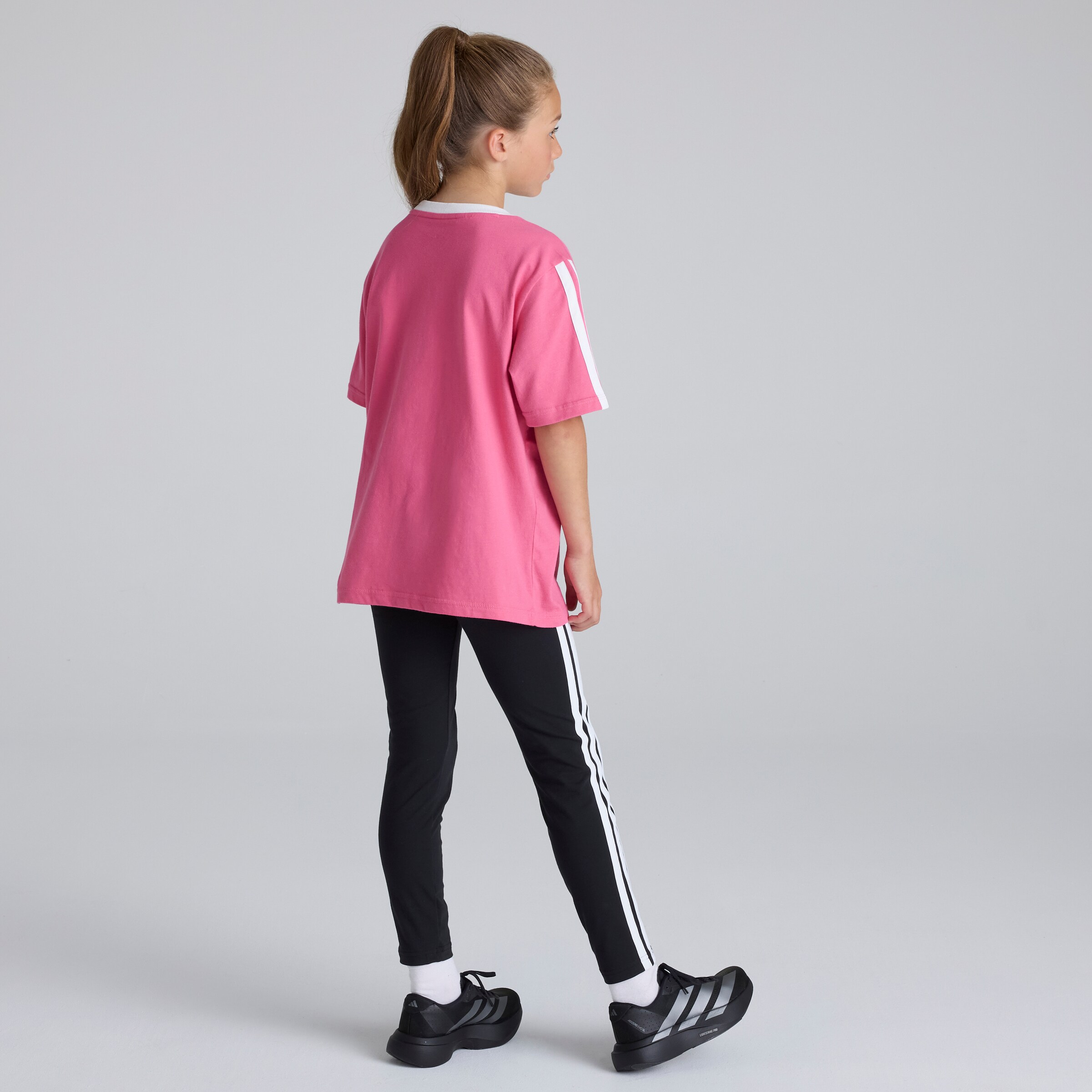 Manchester United x adidas Kids Essentials T-Shirt Pink Pink Detail [2-5]