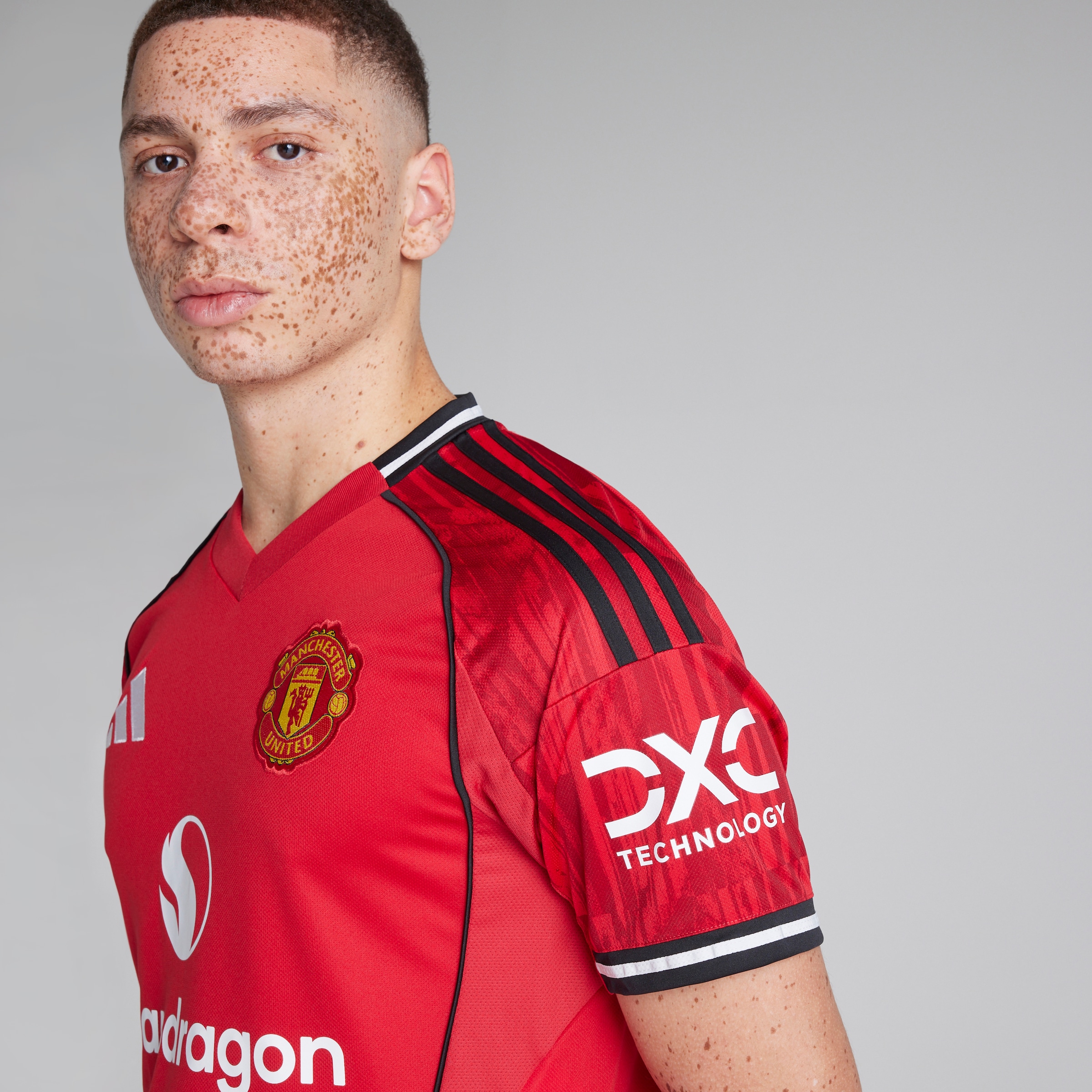 Wallpaper Man Utd Official Jersey Manchester United 25/26 Home Jersey