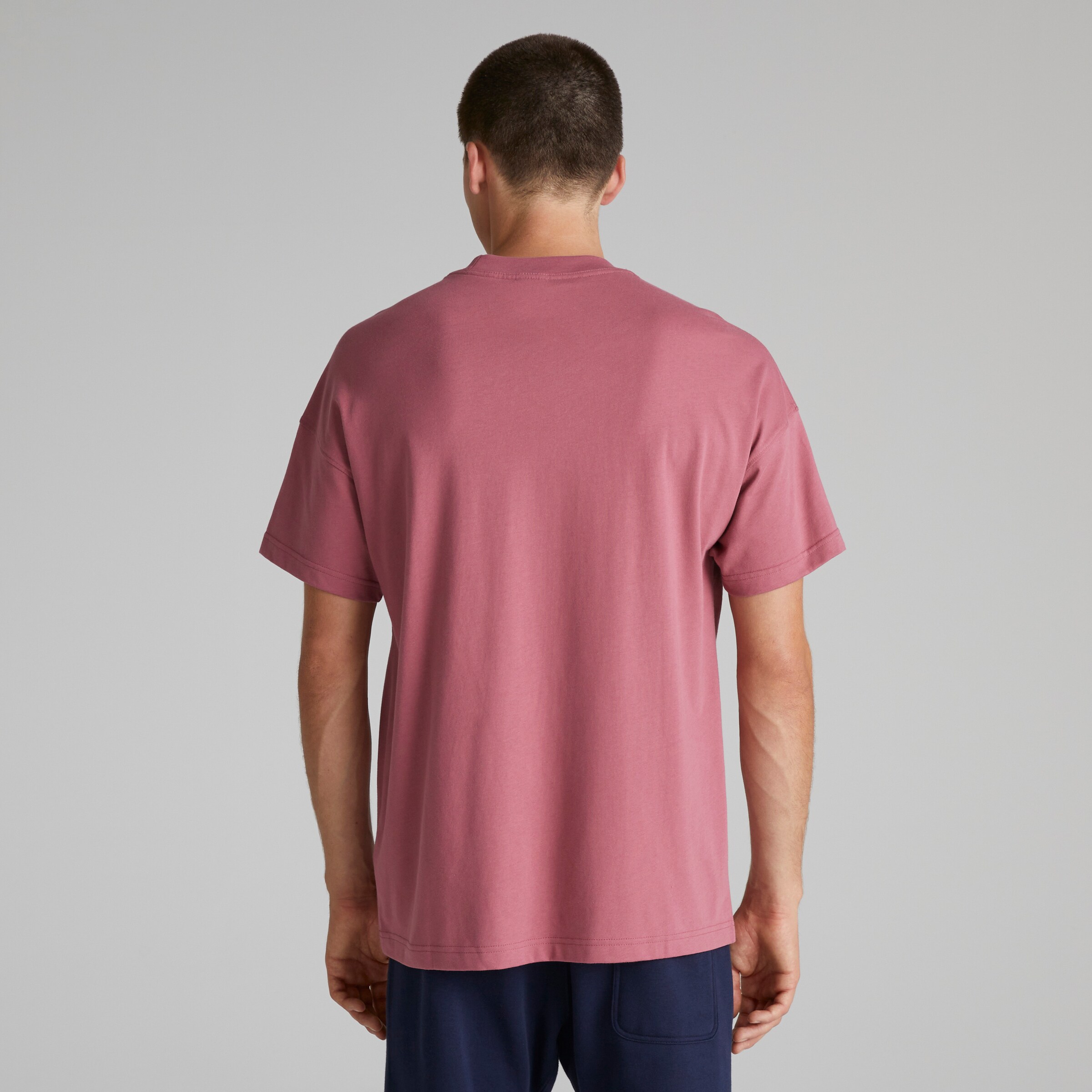 T-Shirt Bourgogne ALL SZN de Manchester United x adidas Rouge Détail [2-6]