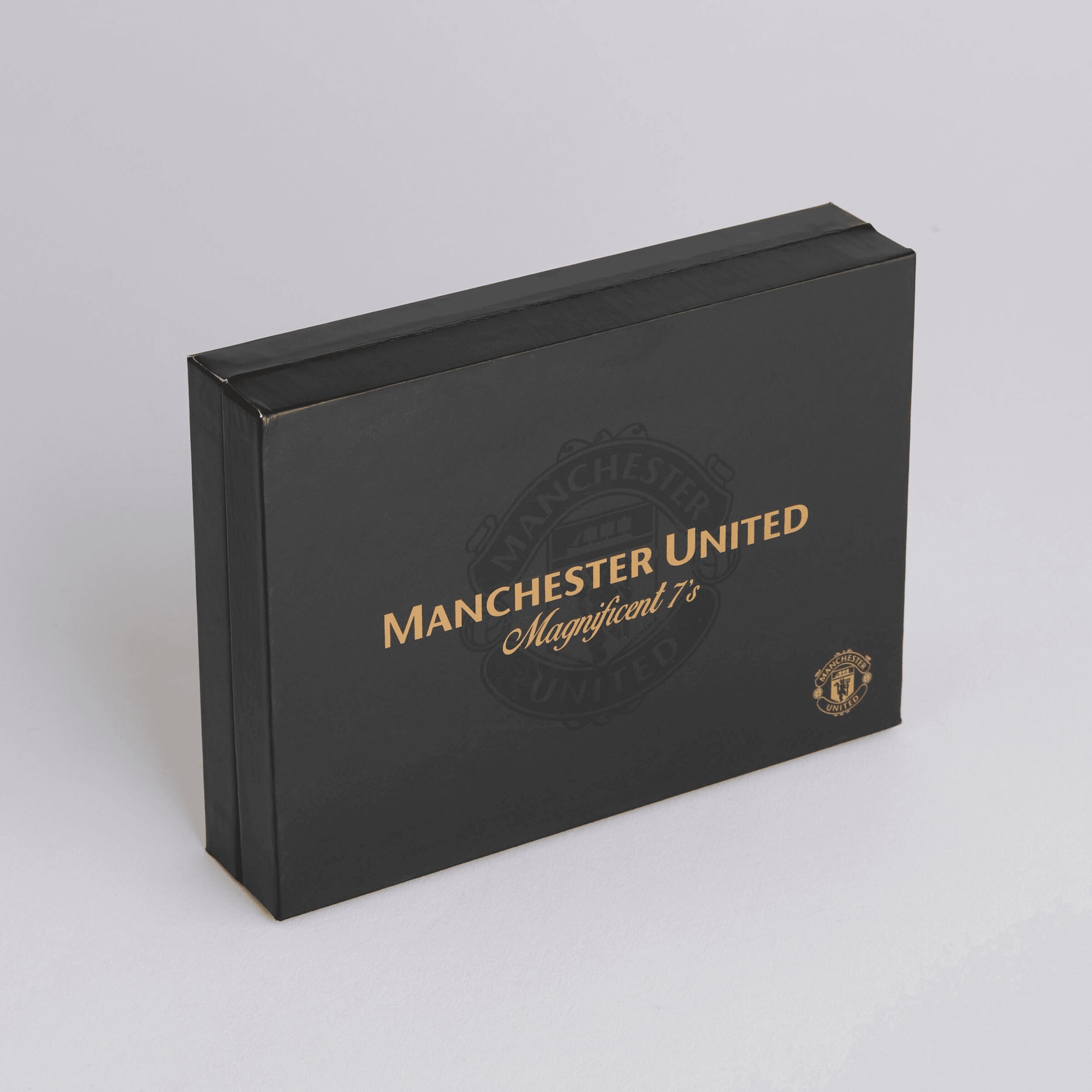 Manchester United Number 7 Badge Set Red Multi Detail [2-4]