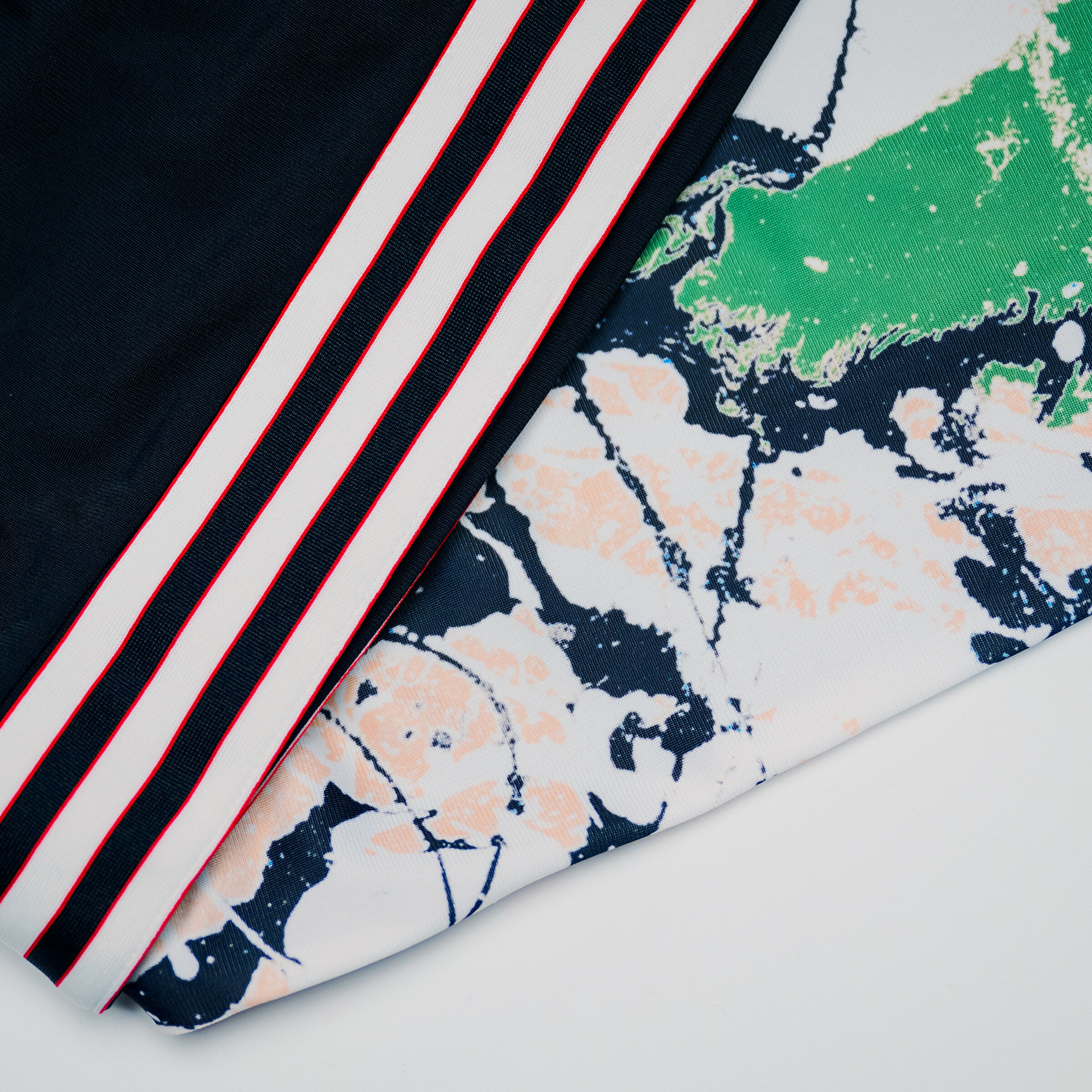 Manchester United x adidas Stone Roses Track Pants Black Black Detail [4-5]