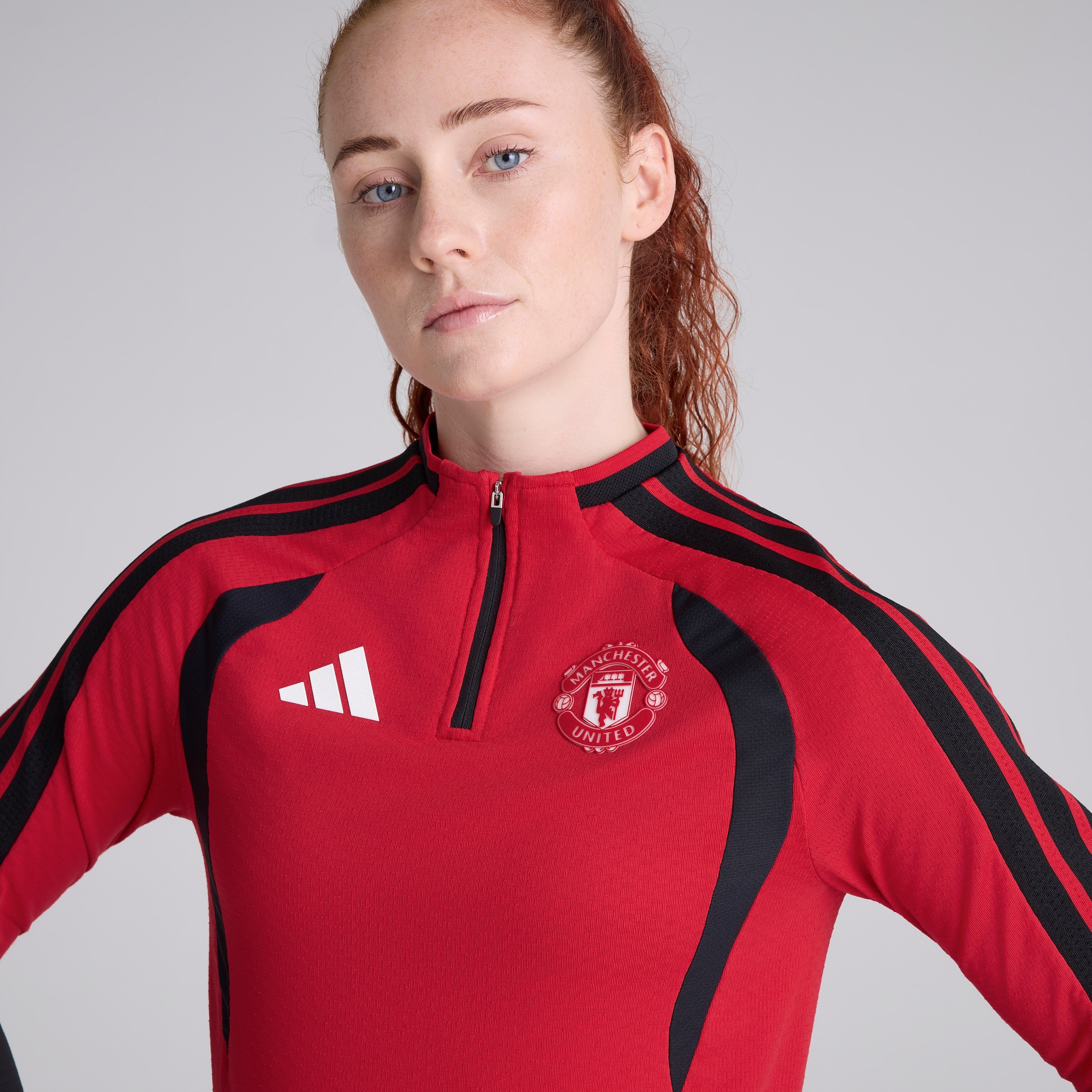 Manchester United Womens 26/27 Training Tiro Authentic Top Red Red Detail [4-5]