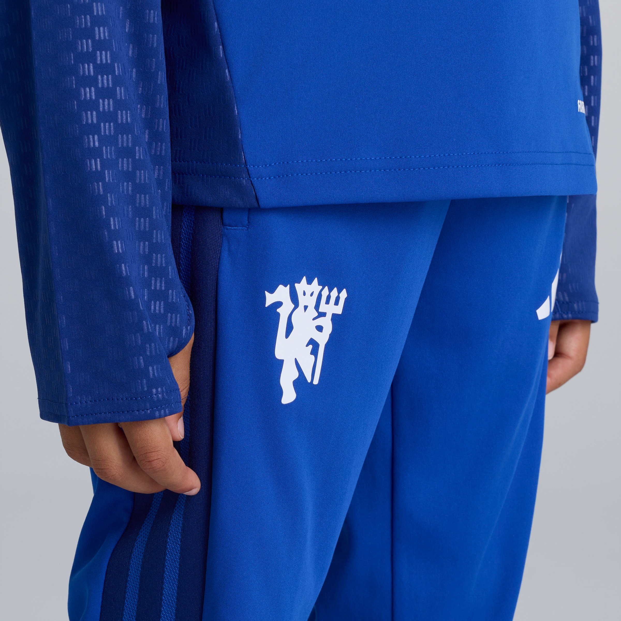 Manchester United Kids 26/27 Cup Training Tiro Pants Blue 蓝色 细节 [4-6]