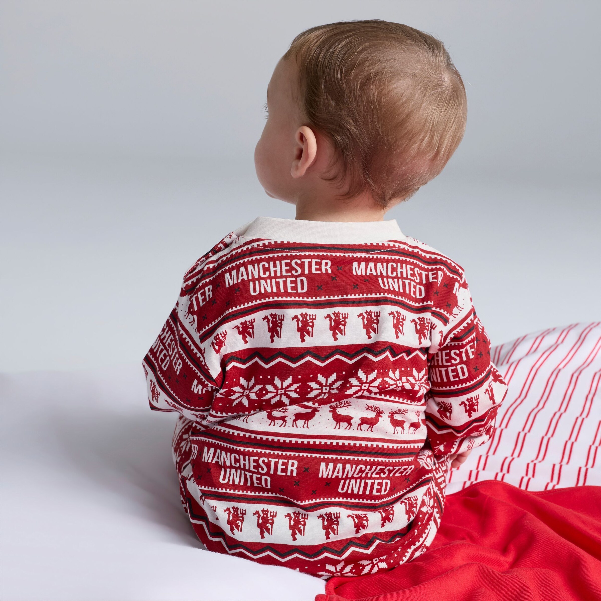 Manchester United Baby Christmas Fairisle Sleepsui Multi Detail [3-6]