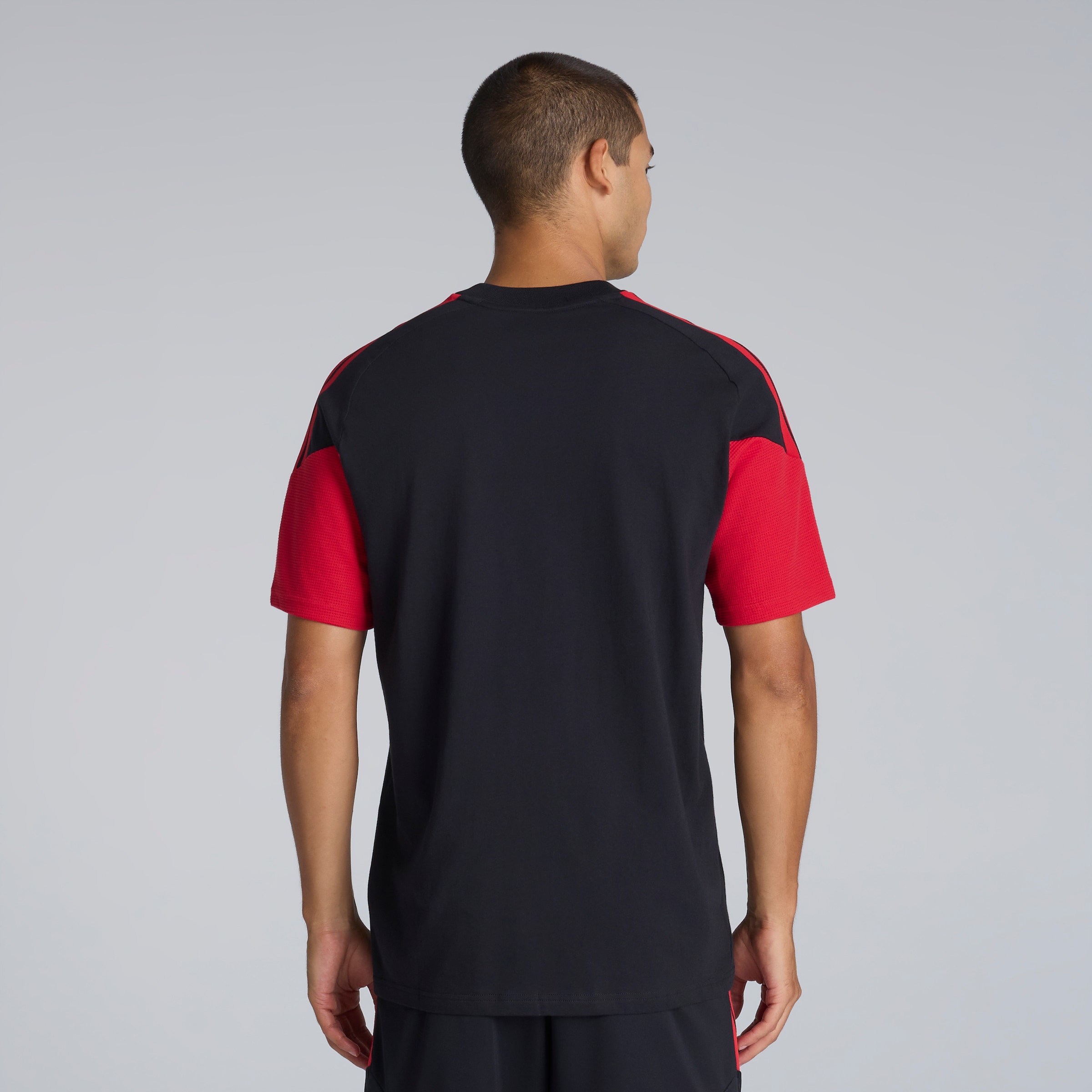 Manchester United 26/27 Training Tiro T-Shirt Black (Sponsored) 검정색 세부 사항 [2-5]