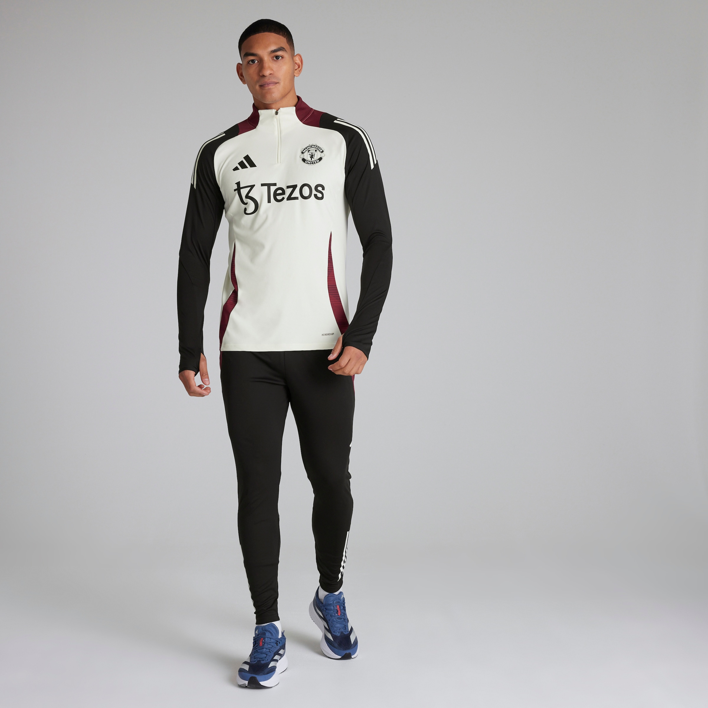 Manchester United Mens Training Tiro 24 Pants Black Black Detail [3-6]