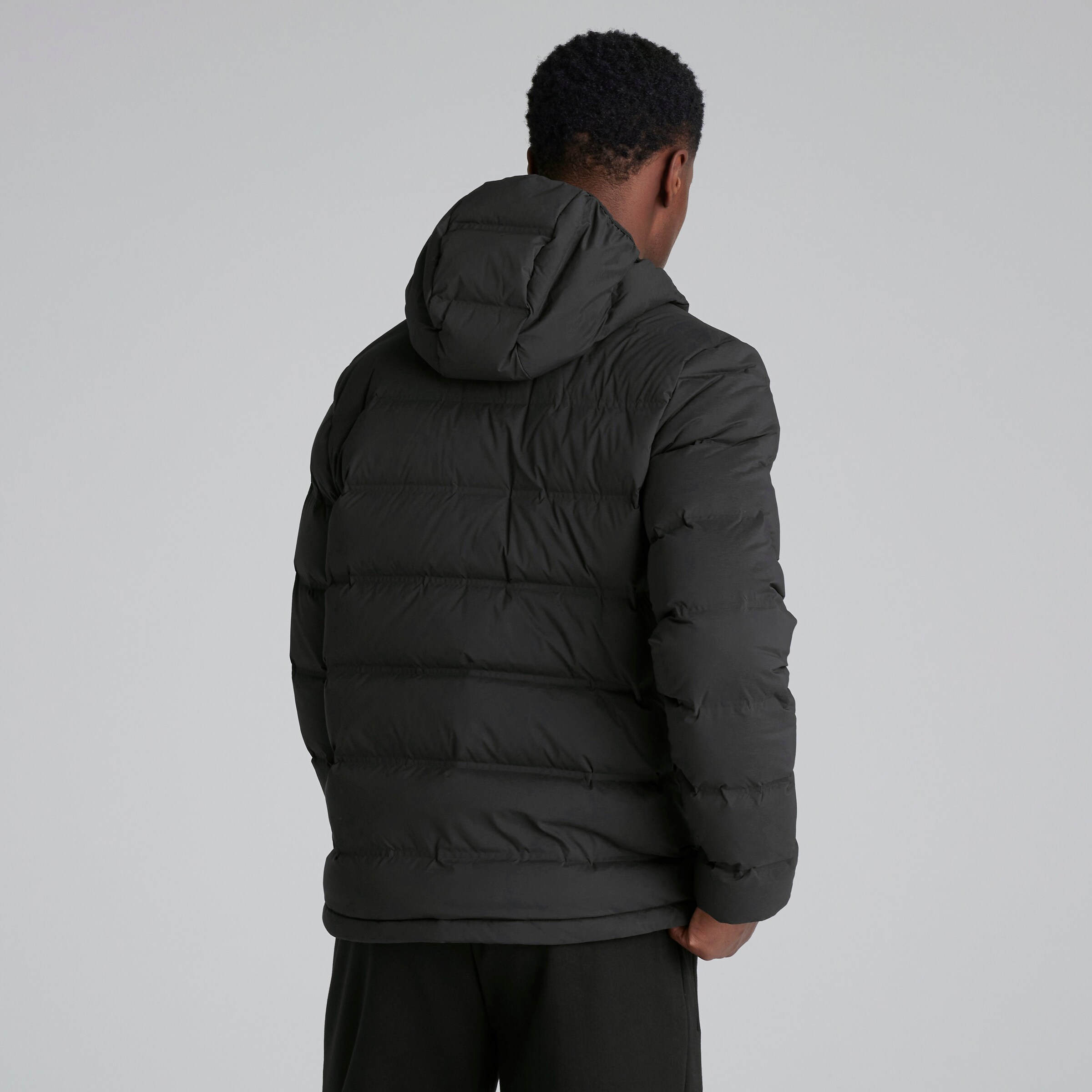 Manchester United x adidas Helionic Stretch Hooded Down Jacket Black Detail [2-6]