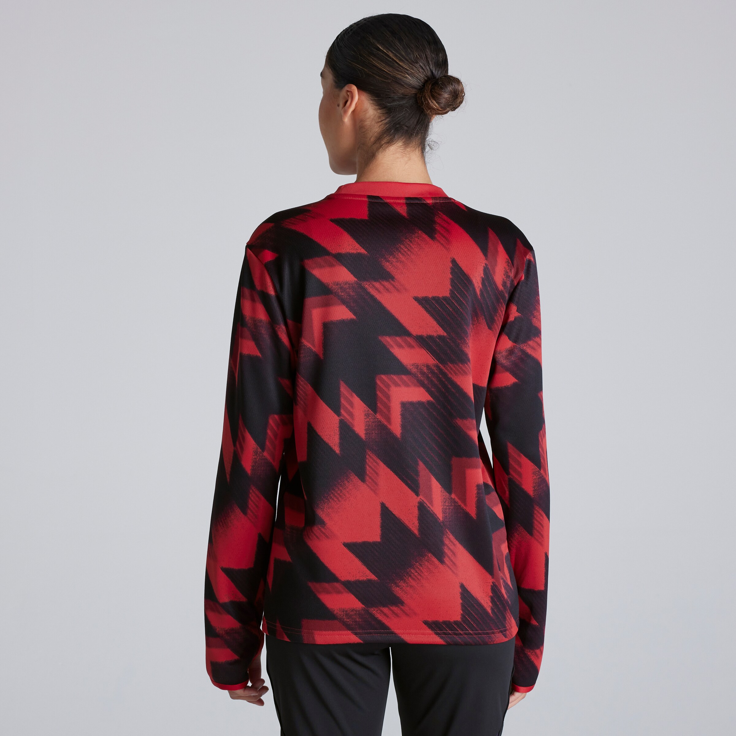 Manchester United 25/26 Pre-Match Warm Top Red Detail [2-5]