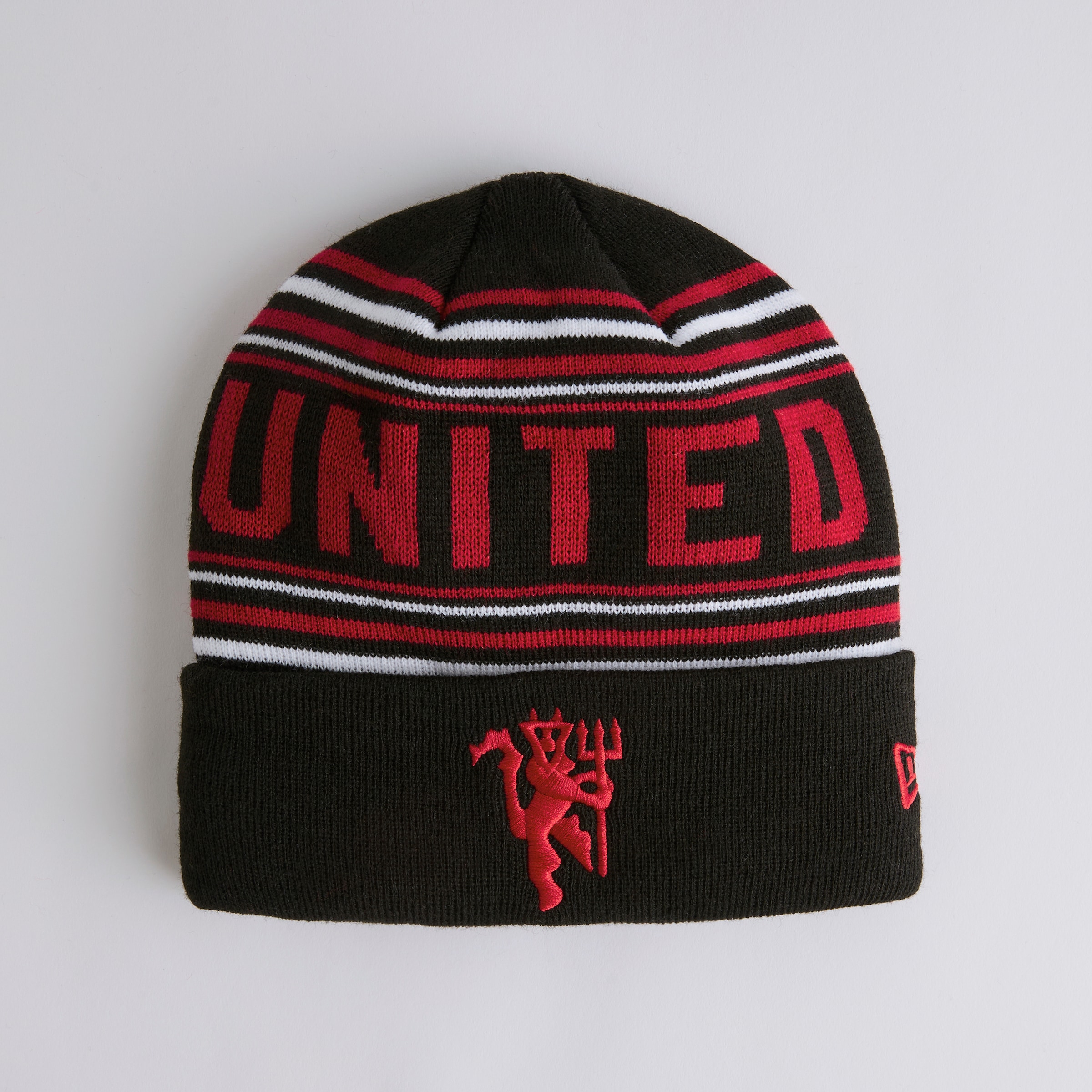 Manchester United x New Era Stripe Cuff Beanie Black Black Detail [1-4]