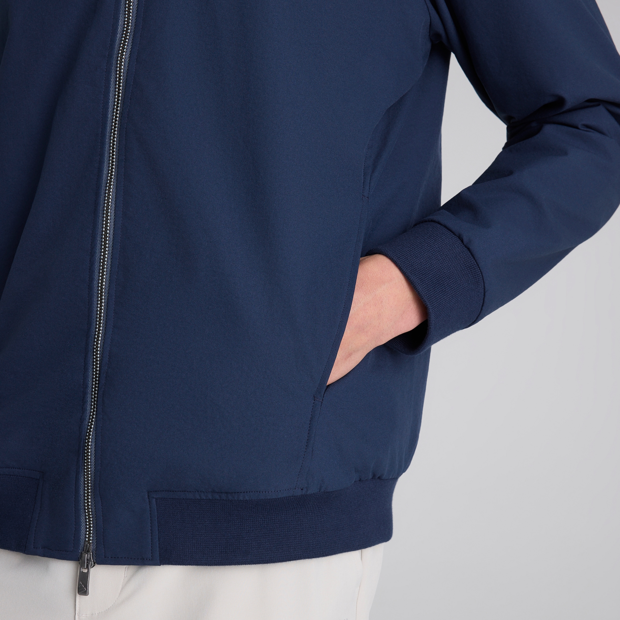 Manchester United x adidas Golf Ultimate365+ Jacket Navy Navy blue Detail [5-6]