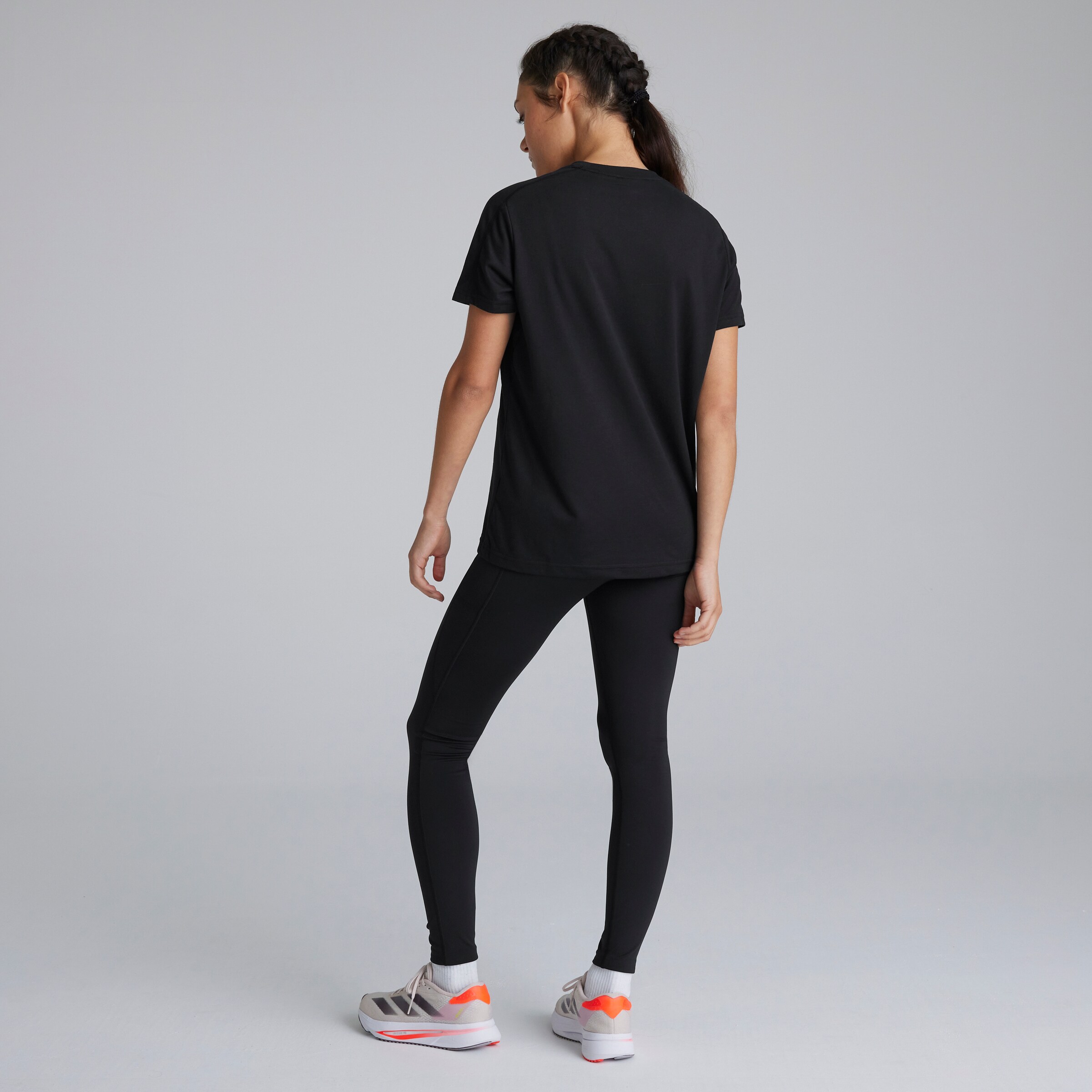 Manchester United x adidas Womens Optime Essentials Full Length Leggings Black Black Detail [2-4]