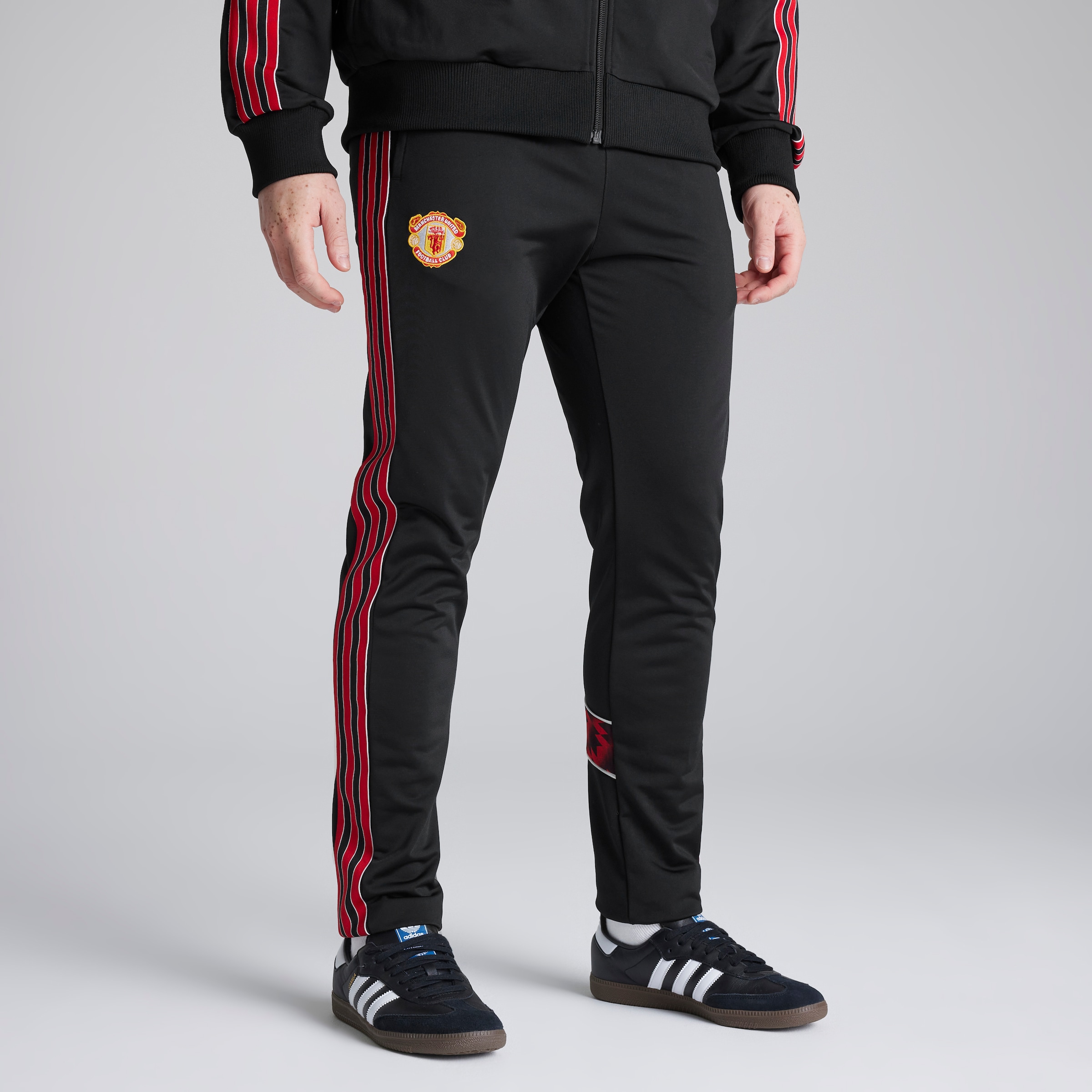 Buy Manchester United x adidas Bring Back 91 | Manchester