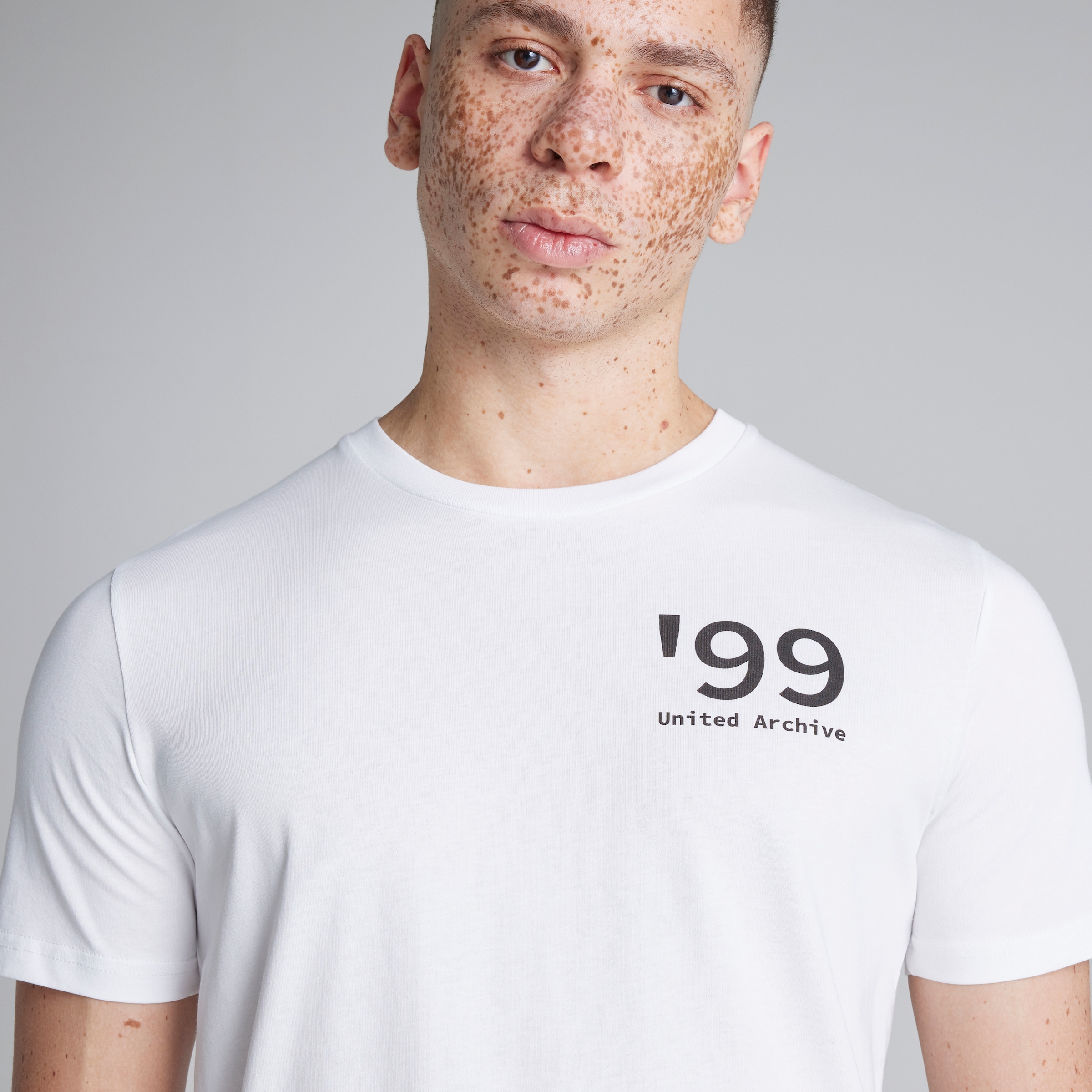 Manchester United 99 Goal Tactics T-Shirt White Blanc Détail [4-5]