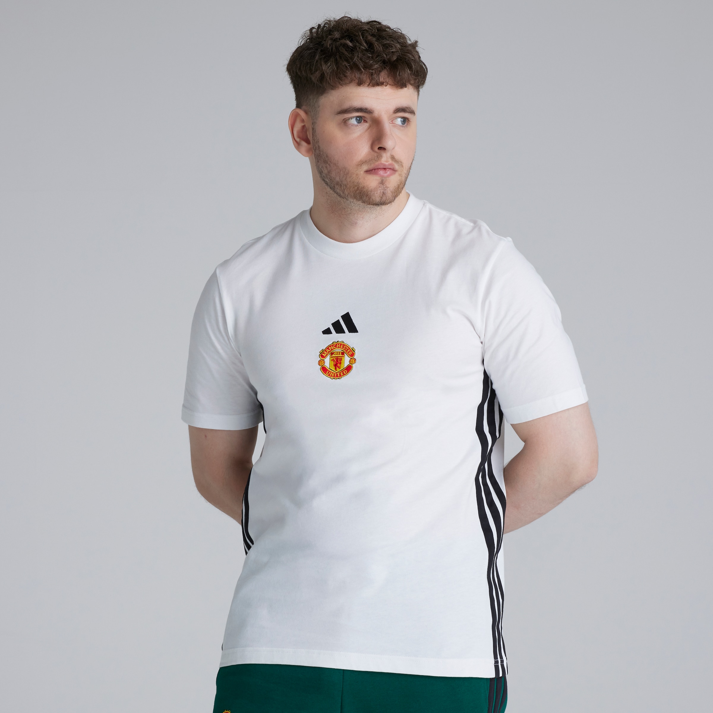 Manchester United x adidas Essentials 3-Stripes Single Jersey T-Shirt White Blanco