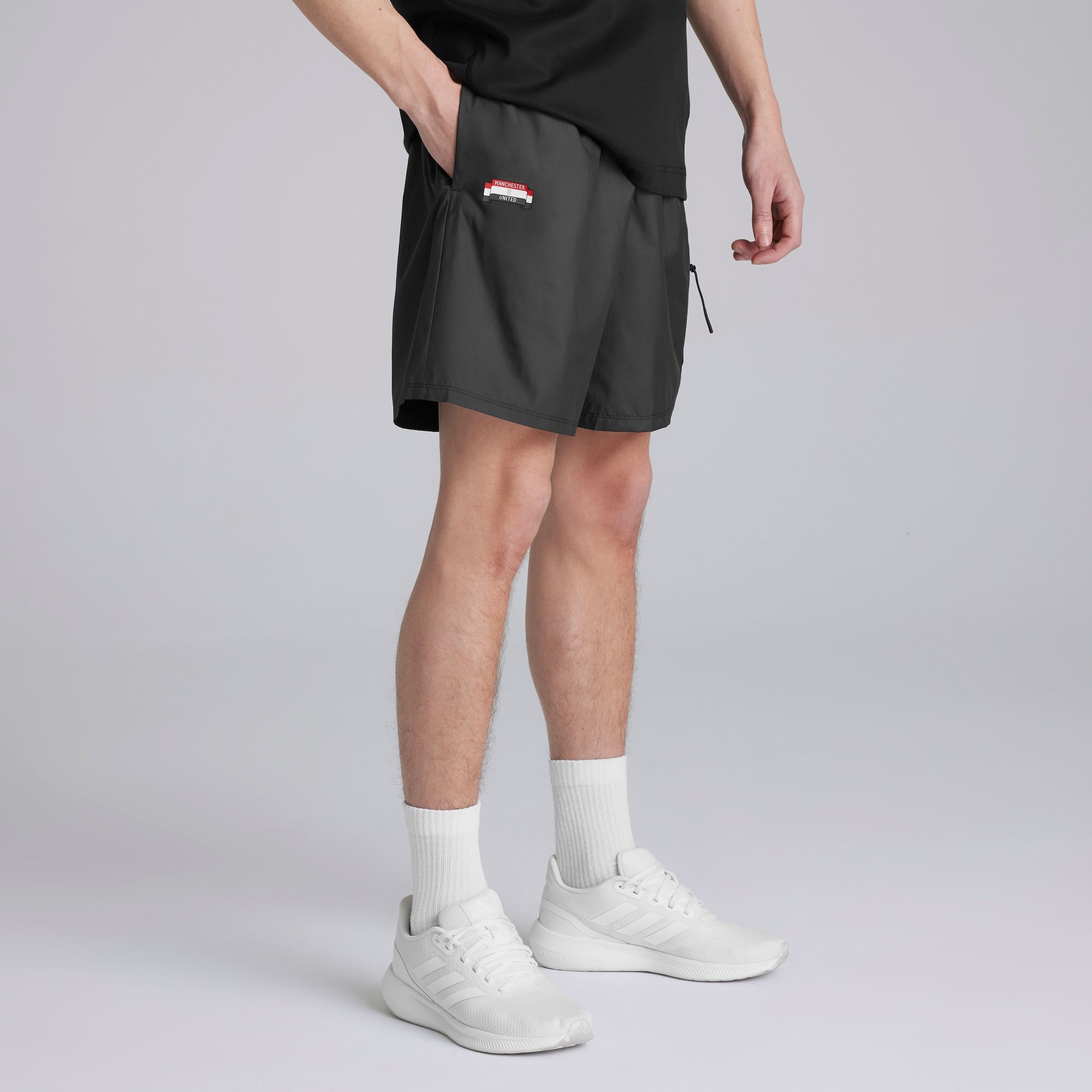 Manchester United x adidas City Escape Short Black Black