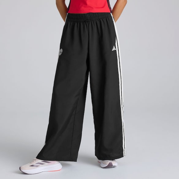 Manchester United x adidas Womens Essentials 3-Stripes Parachute Pants Black Black