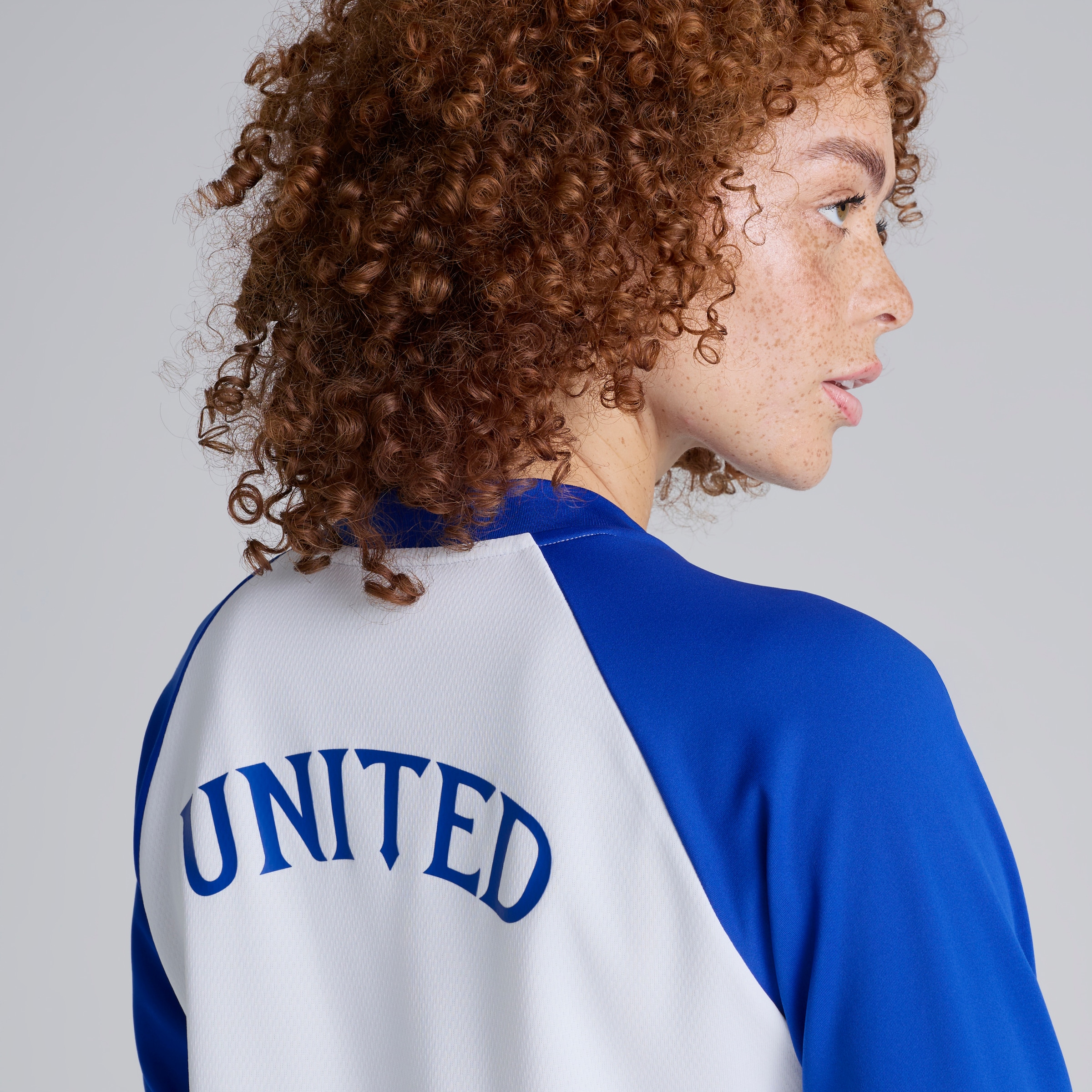 Manchester United Womens 26/27 Away Pre Match Warm Top Blanc Détail [6-6]