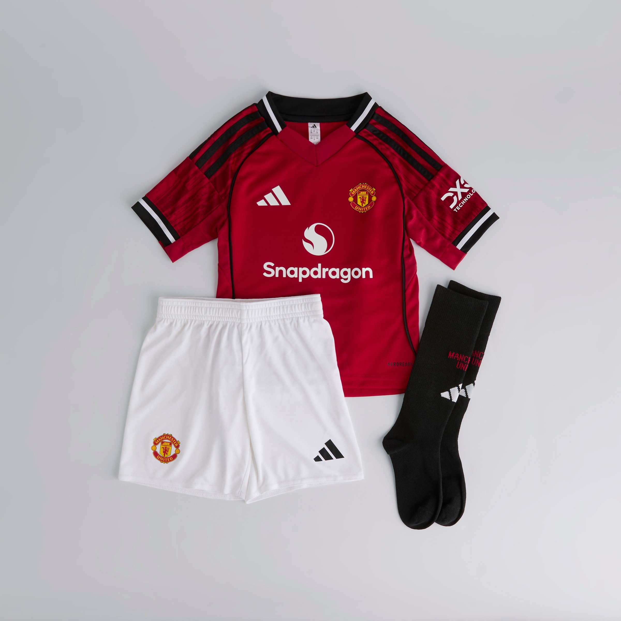 Manchester United Kids 25/26 Home Mini Kit Red Detail [8-11]