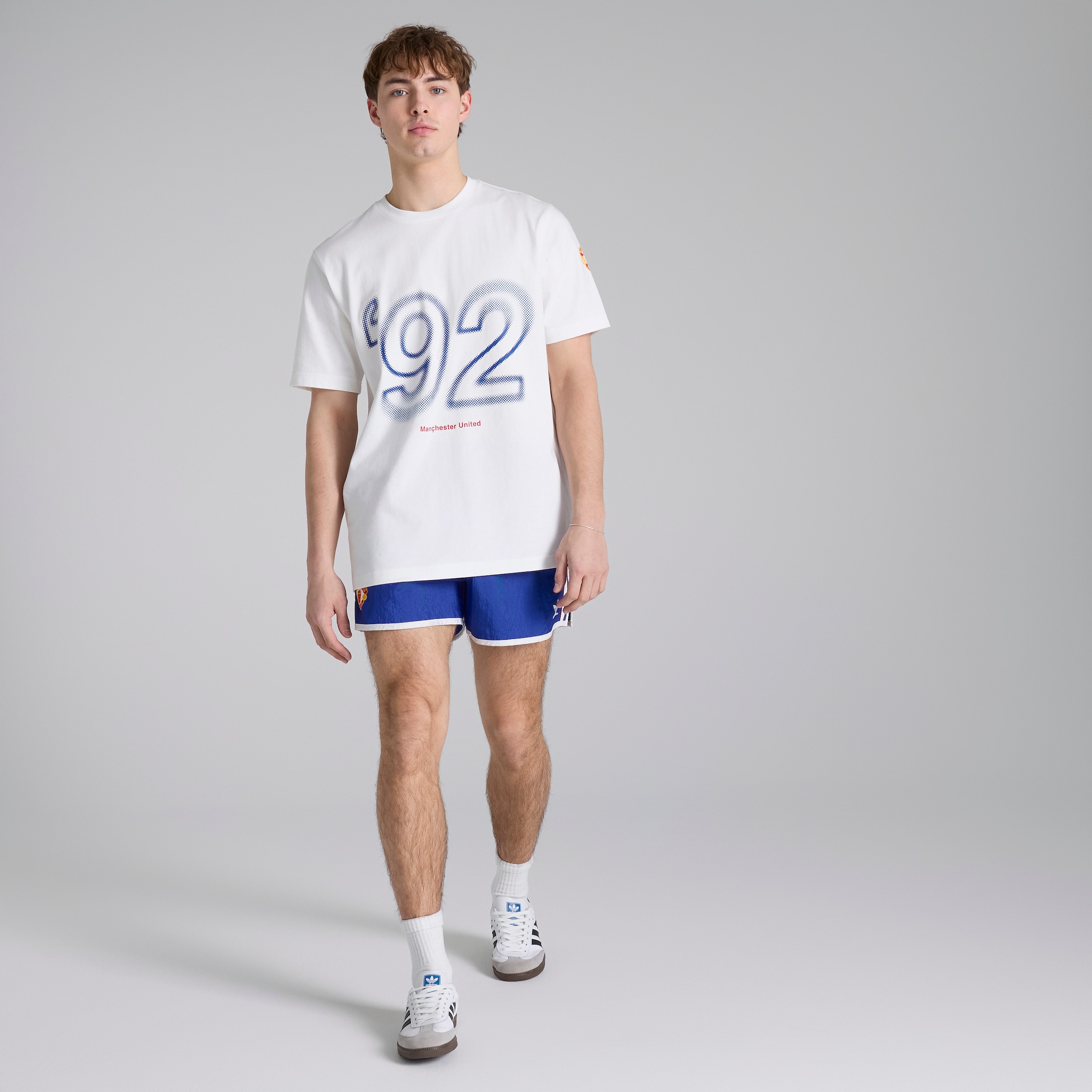 Manchester United x adidas Bringback 90/92 T-Shirt White Blanc Détail [4-8]