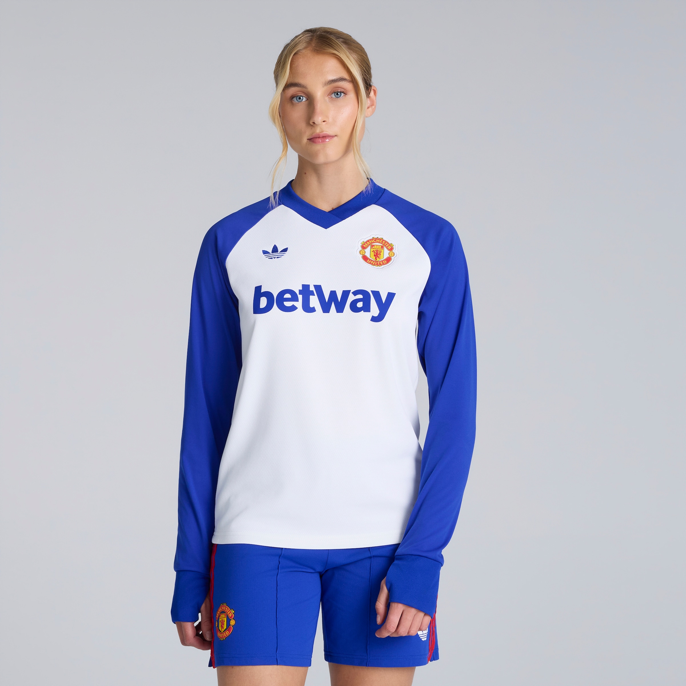 Manchester United Womens 26/27 Away Pre Match Warm Top (Sponsored) White