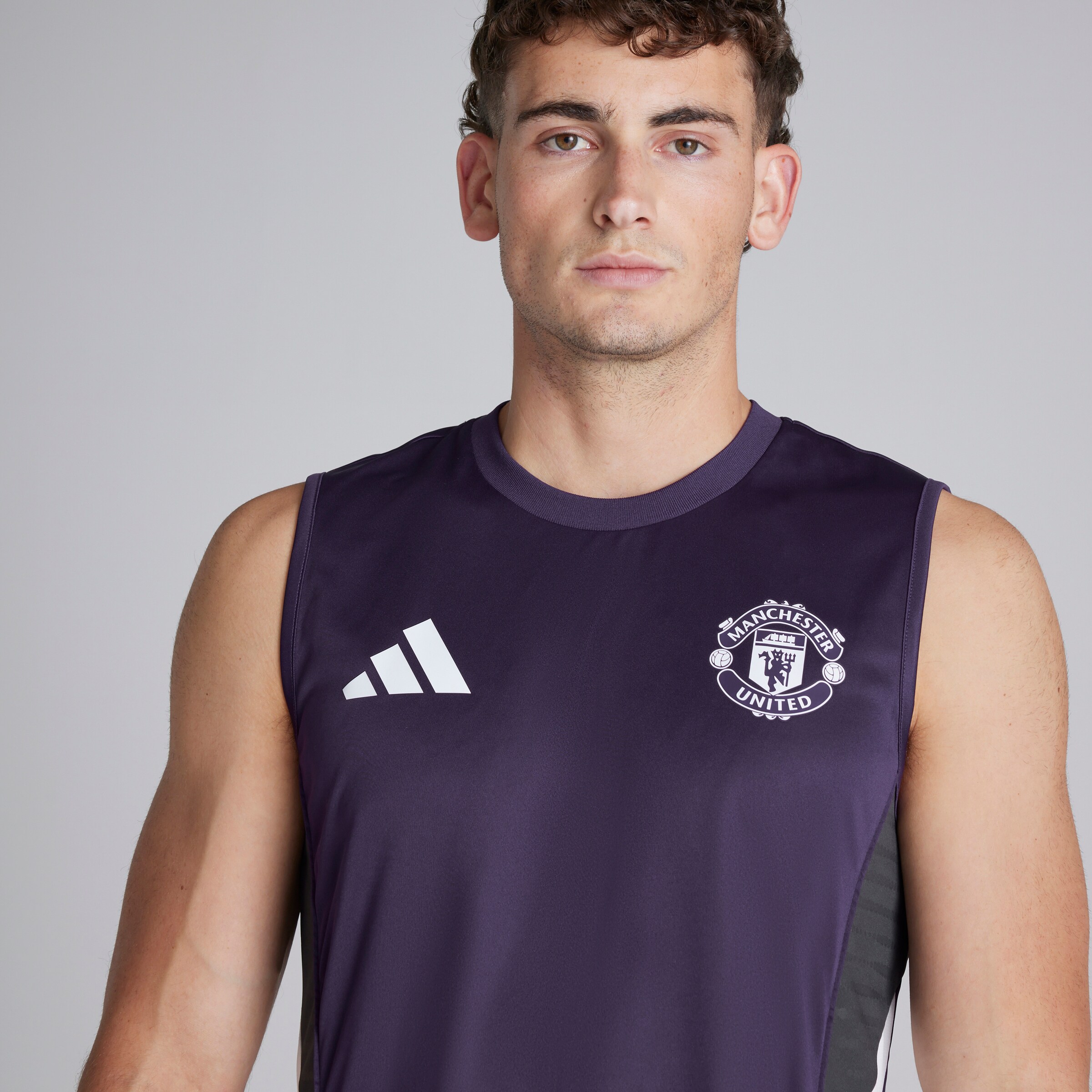 ADIDAS Manchester United Tiro 25 タンクトップ Buy Manchester United Tiro 25 Competition Sleeveless Jersey