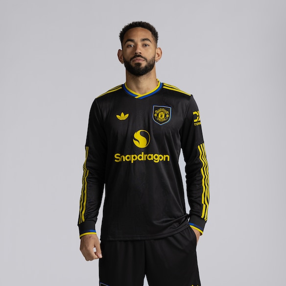 Manchester United 25/26 Long Sleeve Third Jersey Black