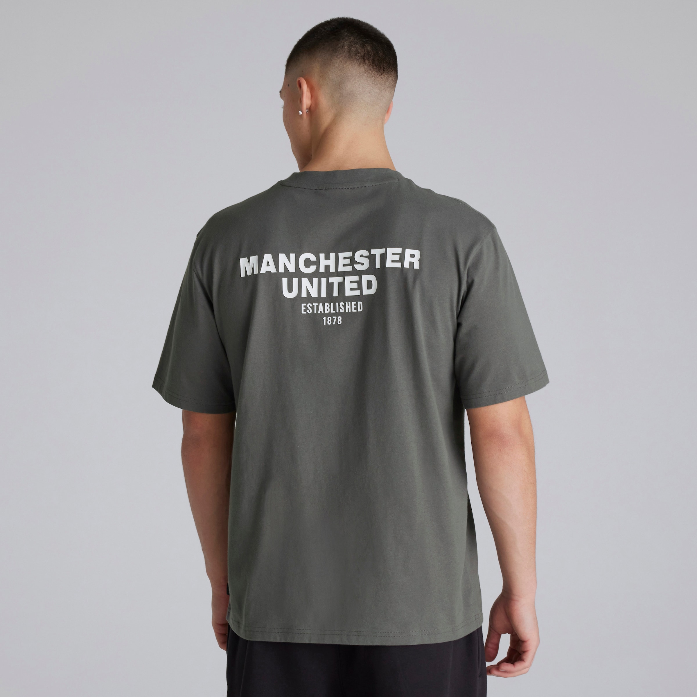 Manchester United Mens Back Print T-Shirt Slate Grey Detail [2-5]