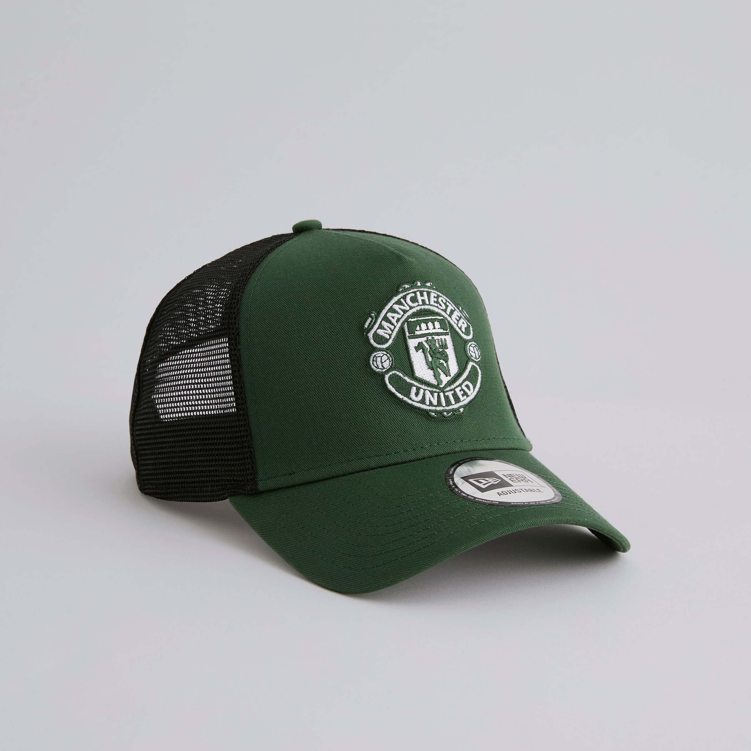 Manchester United x New Era Contrast Trucker Cap Green Green Detail [2-5]