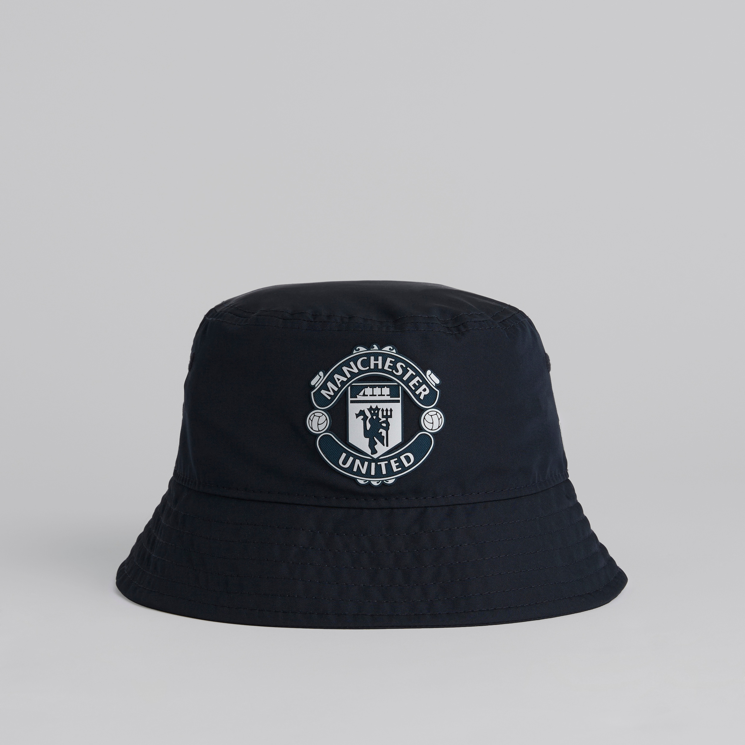 Manchester United x New Era Kids Rubber Woven Bucket Hat Navy Navy blue