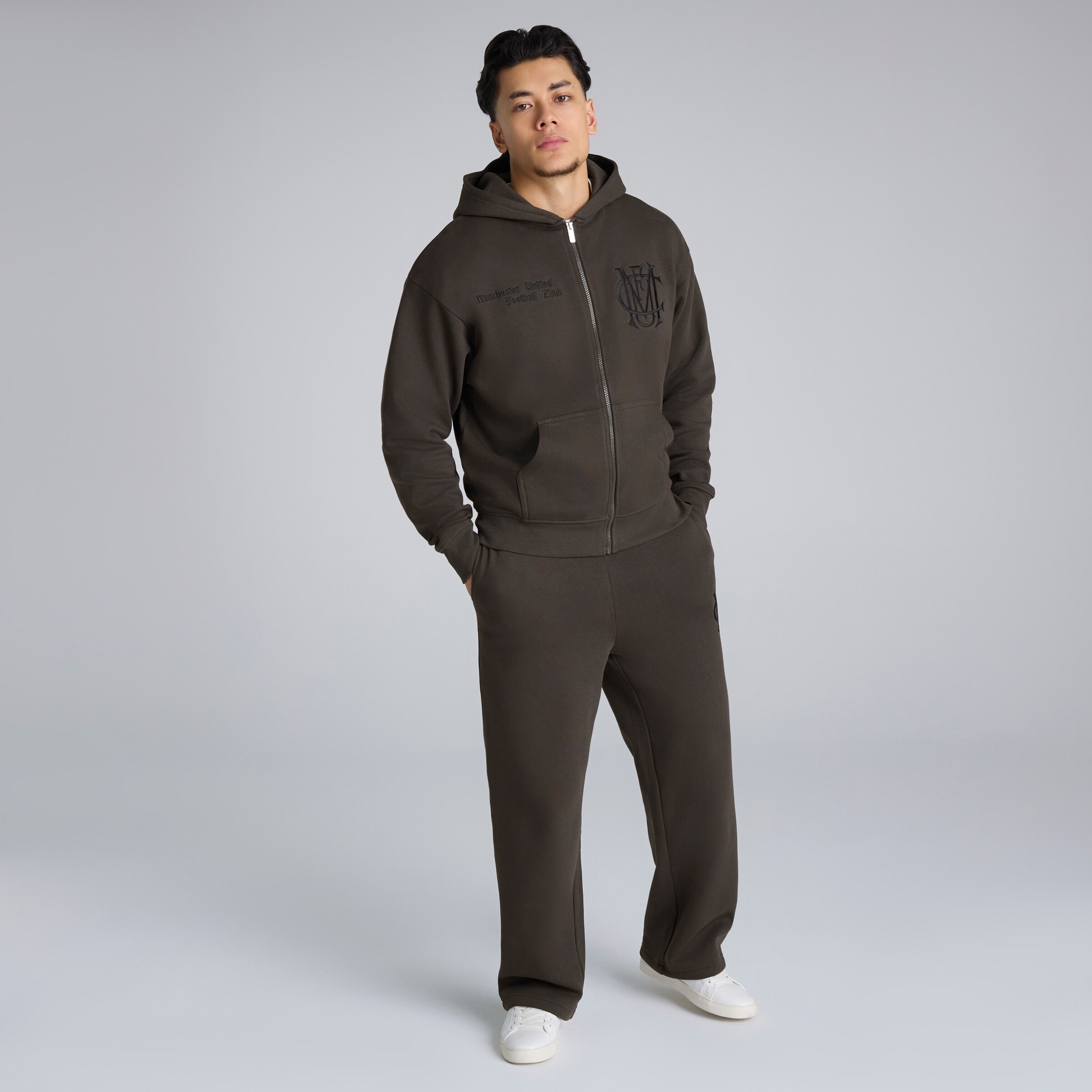 Manchester United Archive Joggers Charcoal Detail [3-5]