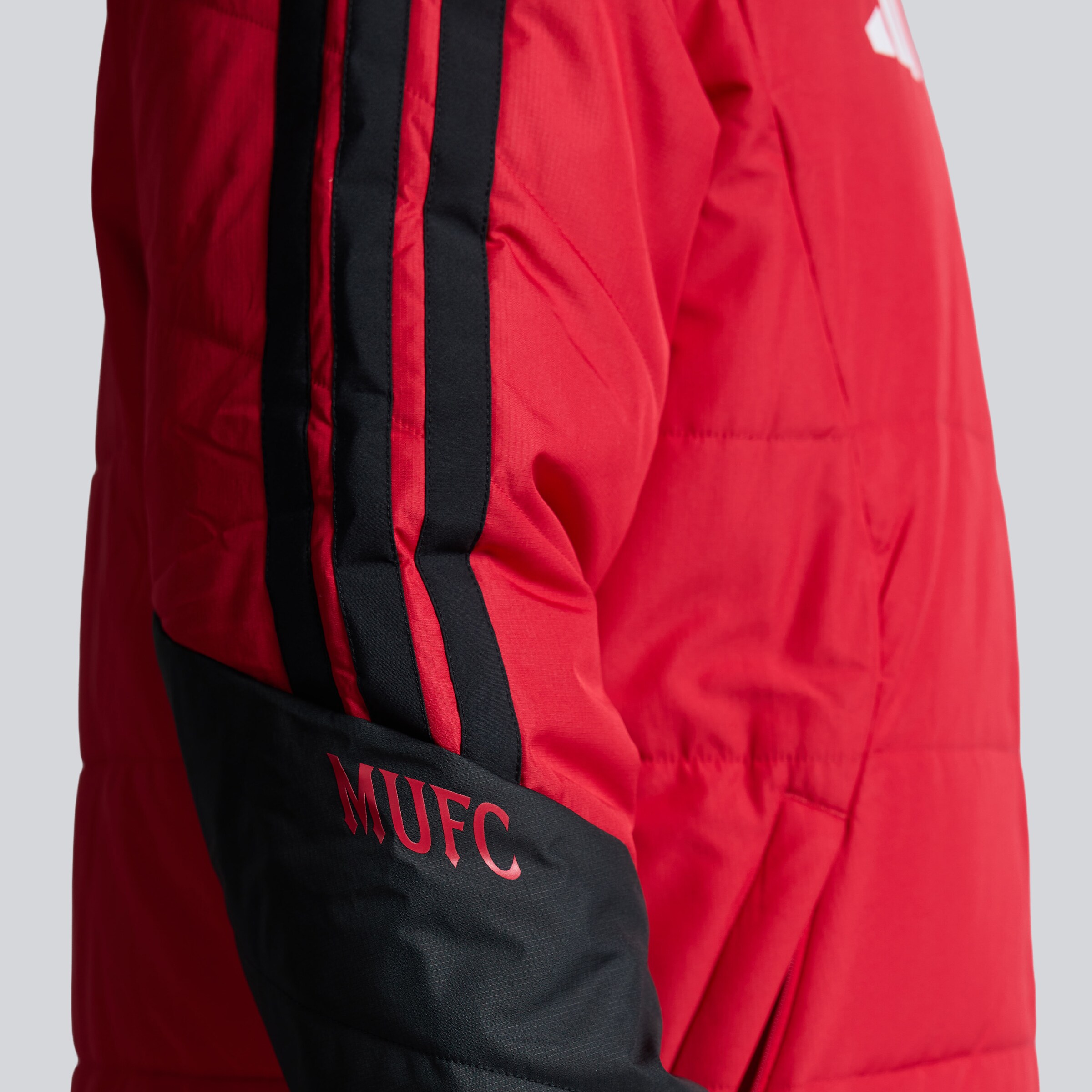 Manchester United 26/27 Training Tiro Authentic Long Coat Red (Sponsored) Red Detail [4-6]