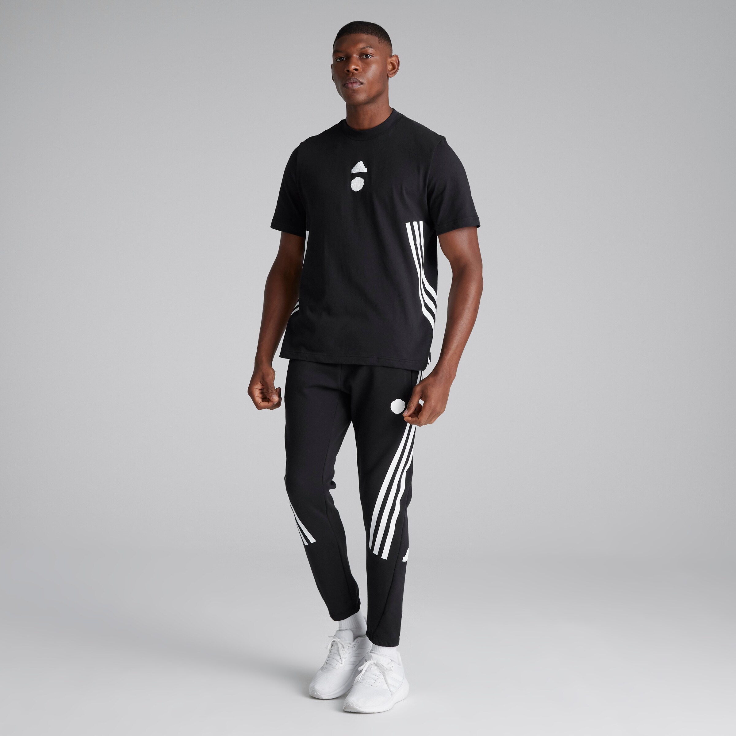 adidas Future Icons 3 Stripes セットアップ Adidas Future Icons 3-Stripes Full Zip Hoodie