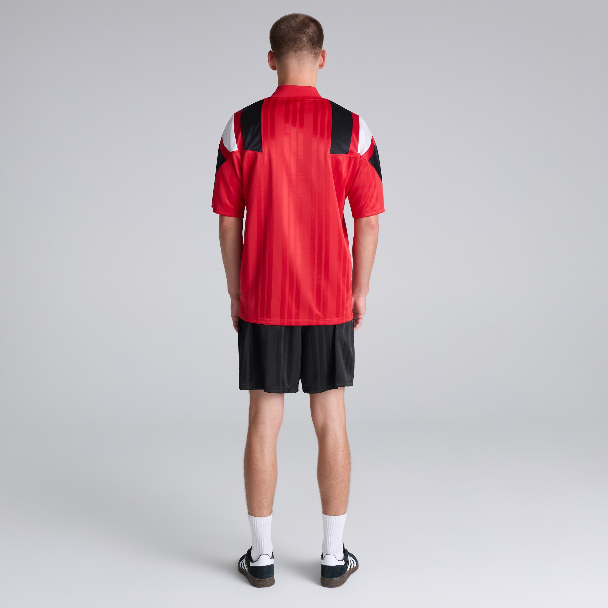 Manchester United x adidas EQT Shorts Black Black Detail [2-5]