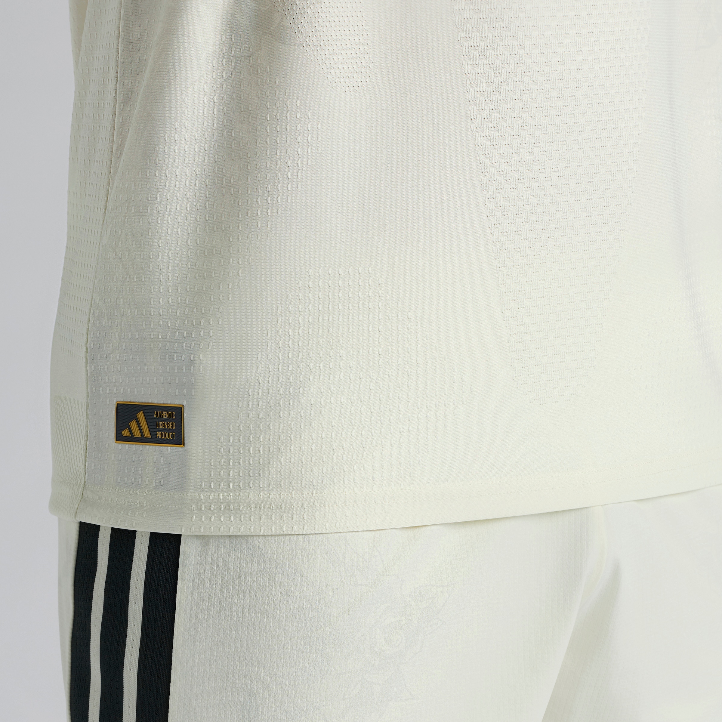 Manchester United 26/27 Third Authentic Long Sleeve Jersey Beige Détail [5-6]