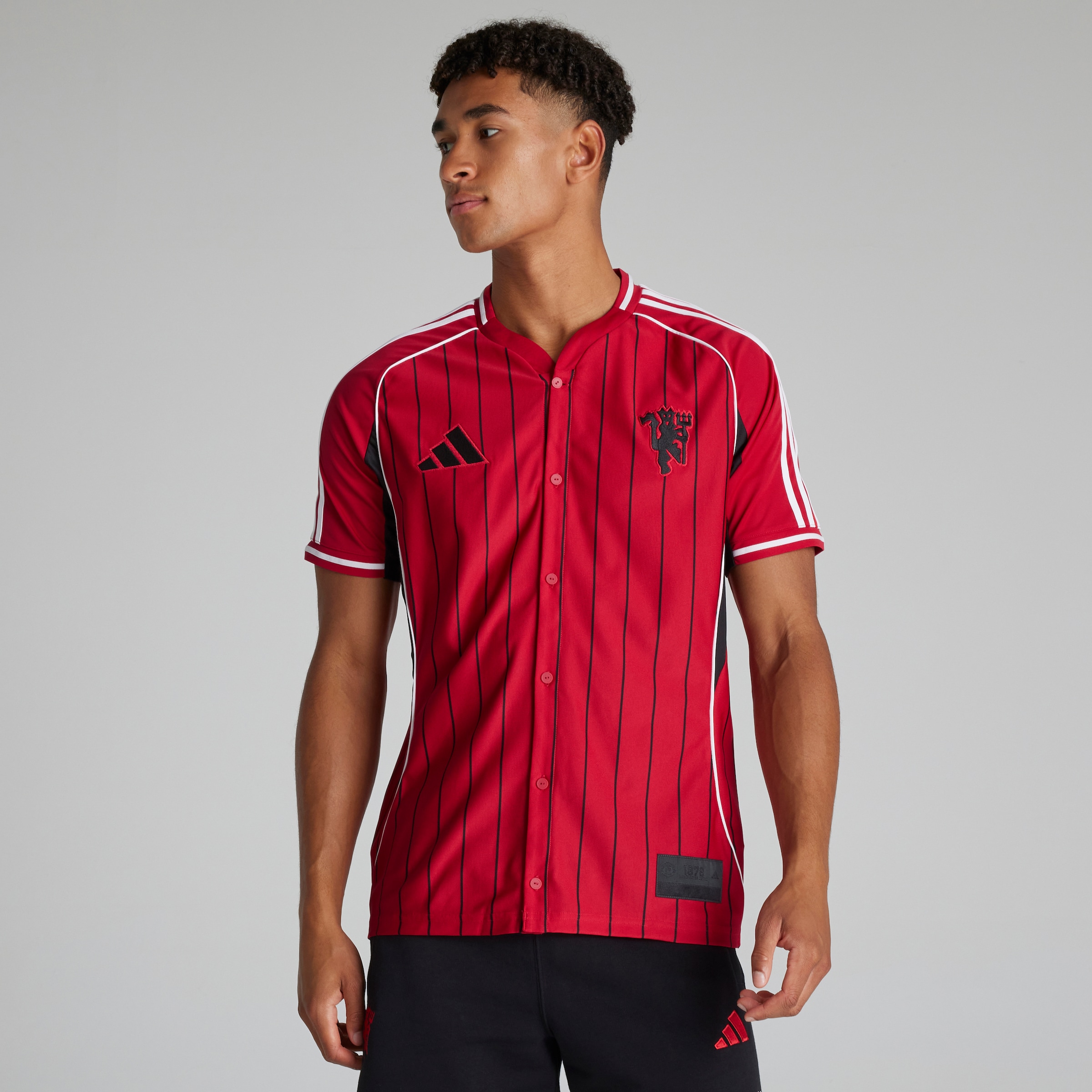【US規格】 希少 アディダス MANCHESTER UNITEDサッカーシャツ $_57.JPG?set_id=8800005007