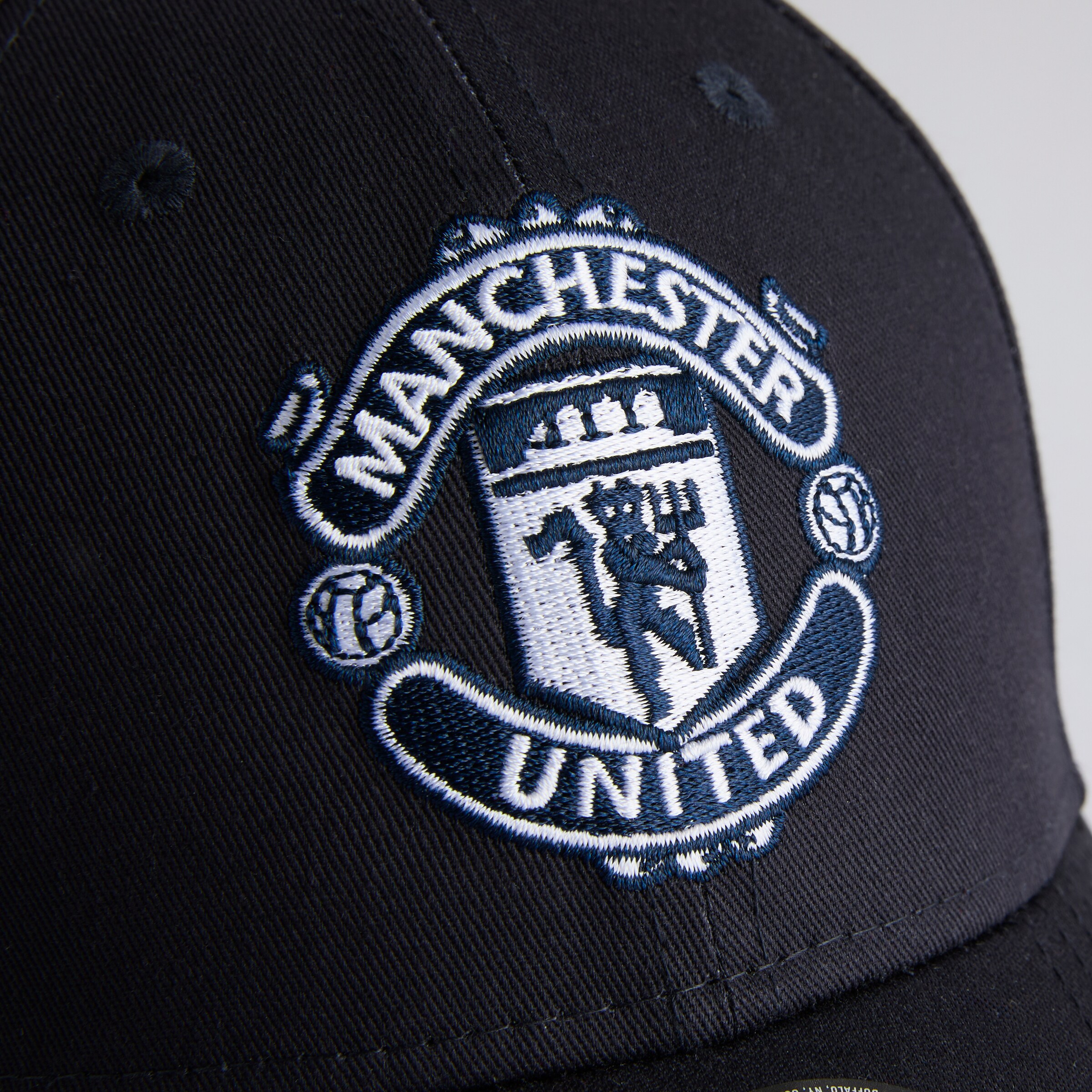 Manchester United x New Era Kids Crest 9Forty Cap Navy Navy blue Detail [5-5]