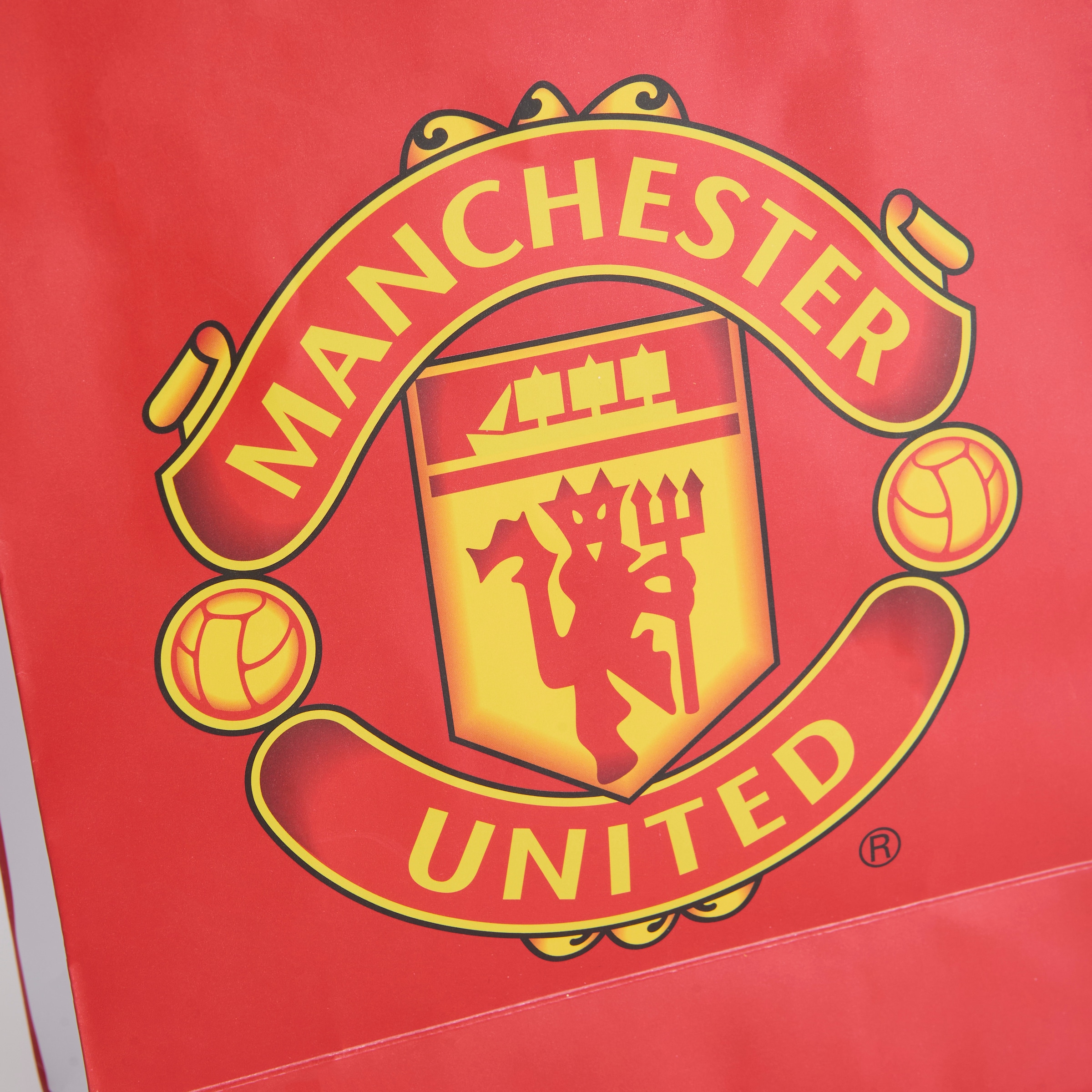 Manchester United Small Core Gift Bag 18 x 23 cm Red Red Detail [3-4]