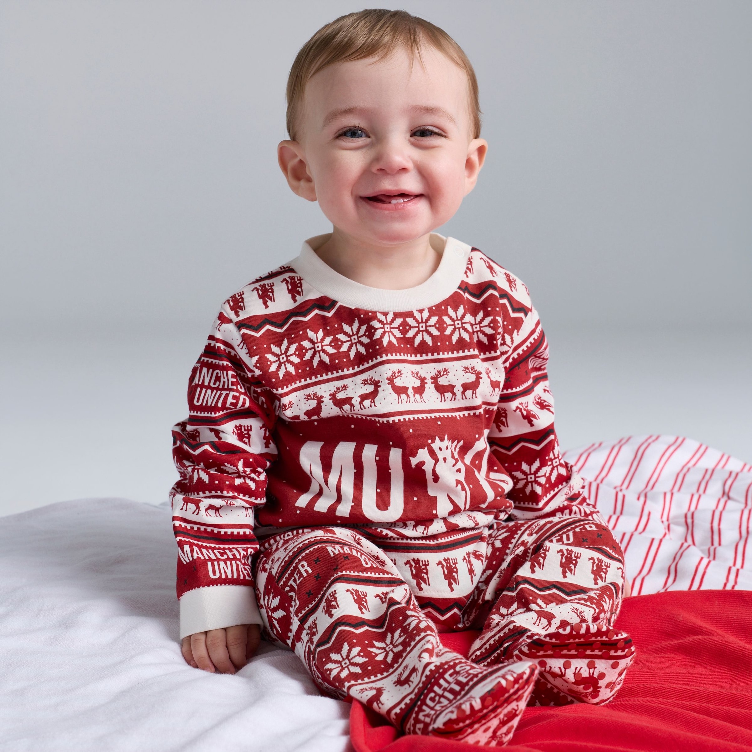 Manchester United Baby Christmas Fairisle Sleepsui Multi