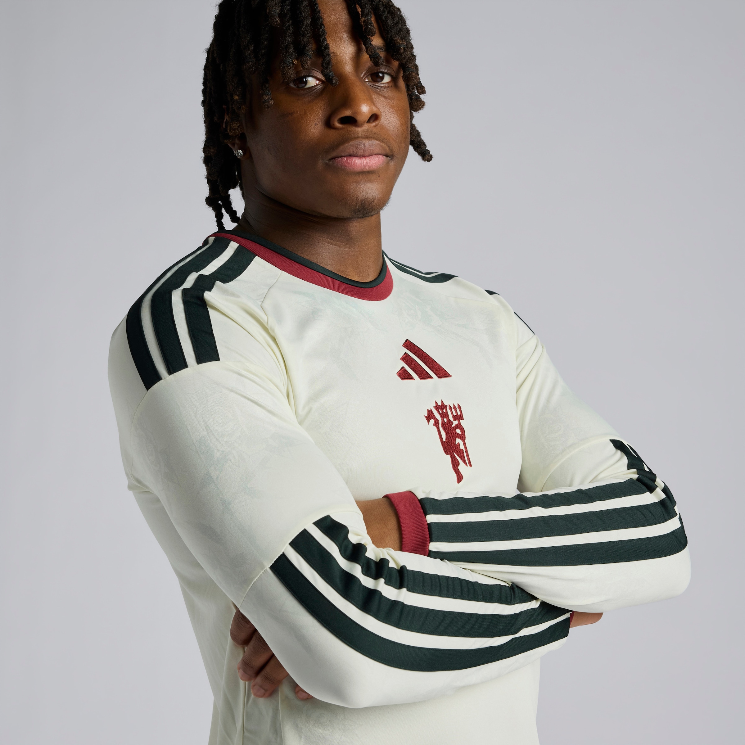 Manchester United 26/27 Third Long Sleeve Jersey Beige 세부 사항 [4-5]