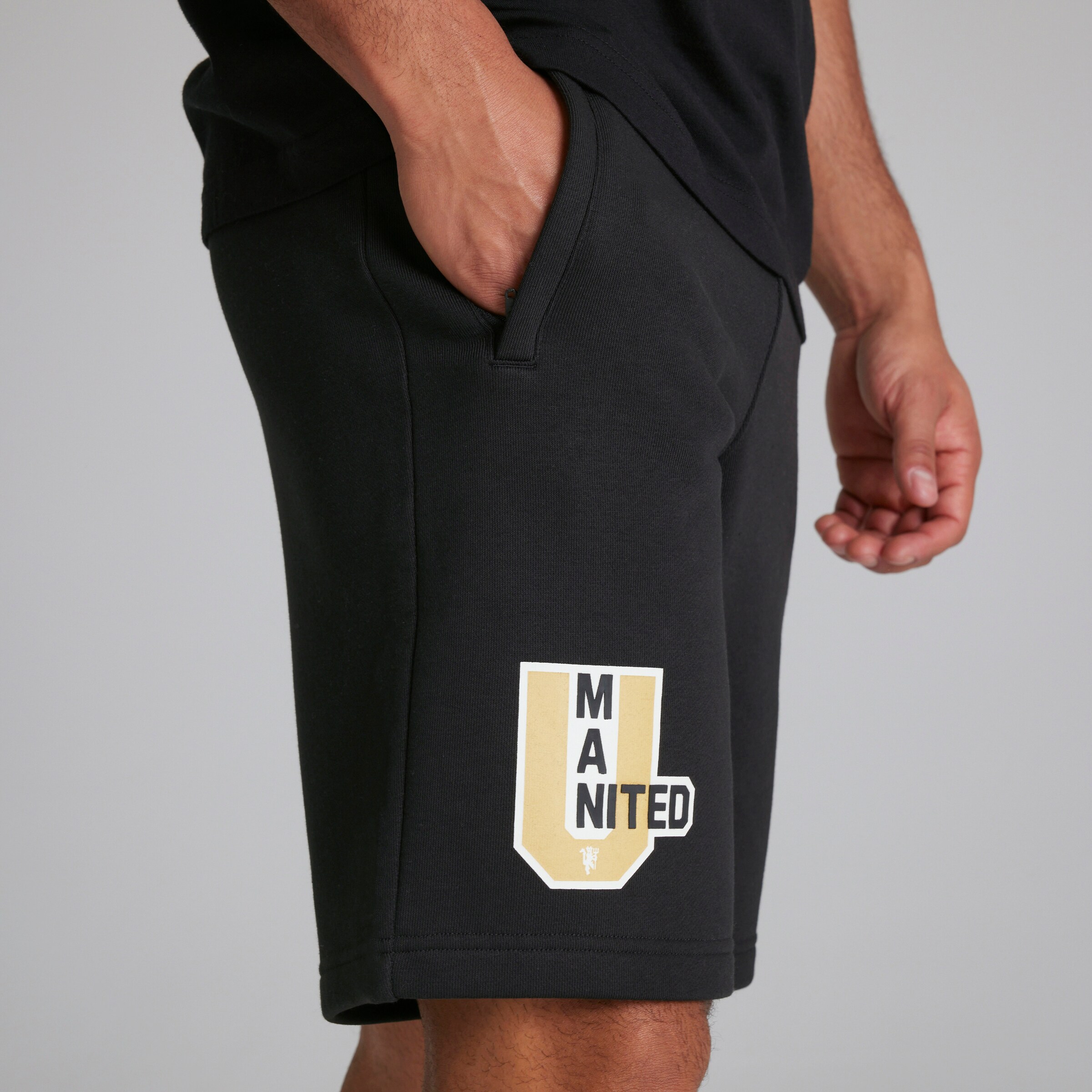 Manchester United VRCT Shorts Black Black Detail [5-8]