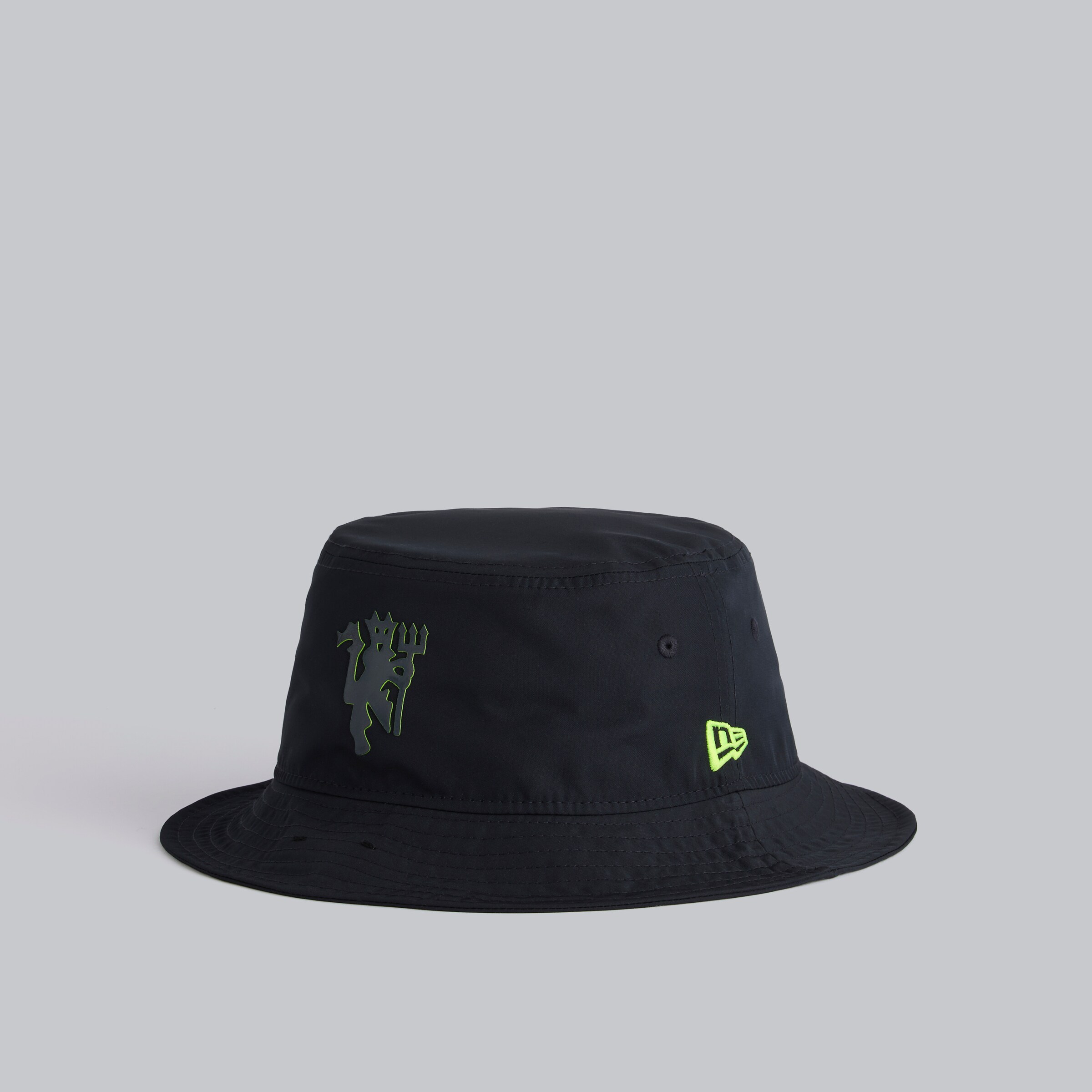 Manchester United x New Era Tonal Devil Bucket Hat Navy Navy blue Detail [2-5]