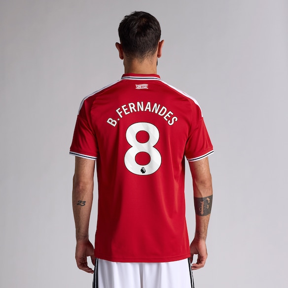 Manchester United 26/27 Home Jersey with Fernandes 8 EPL Printing & Badge Rouge