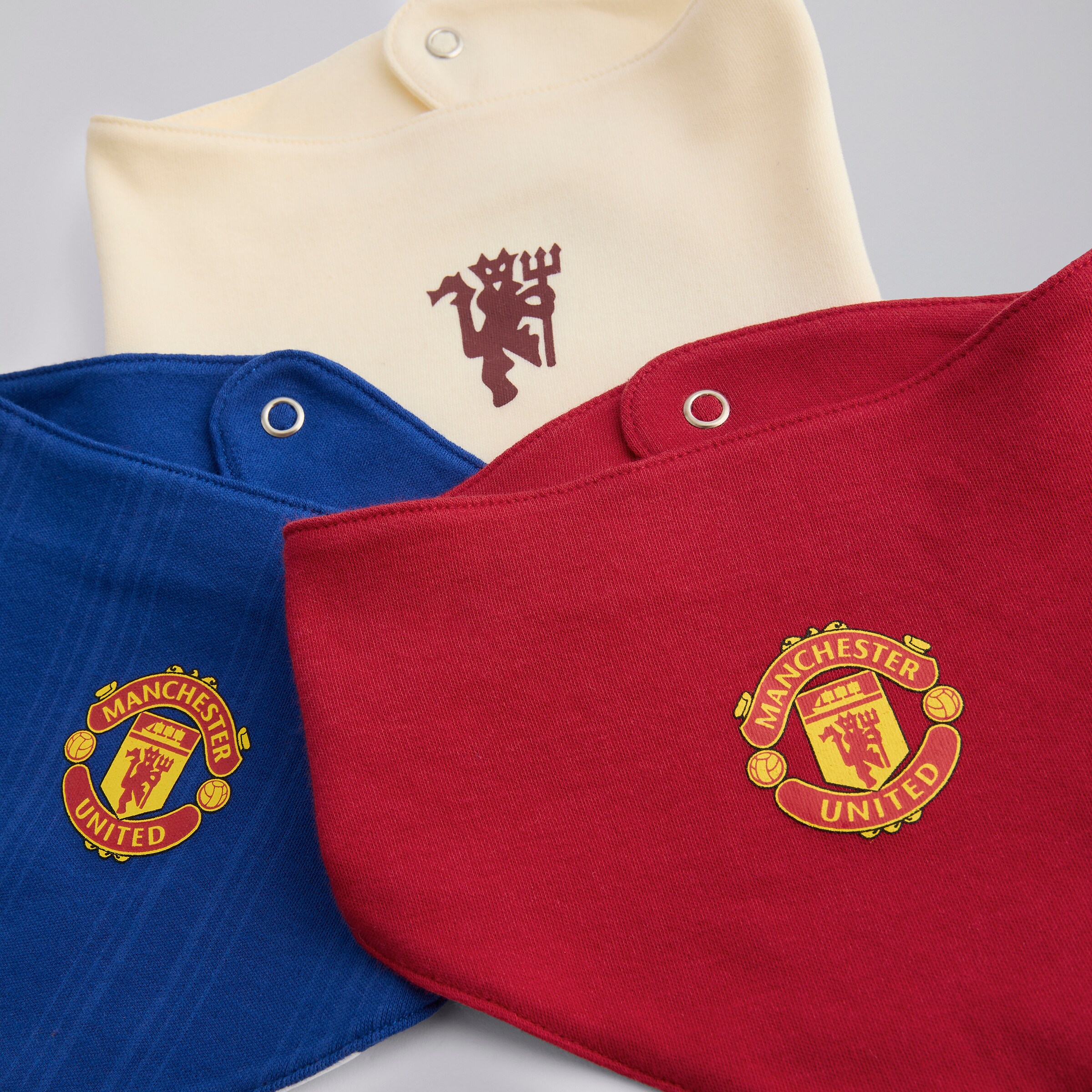 Manchester United Baby 26/27 3 Pack Kit Bibs Multi Multi Detail [6-7]