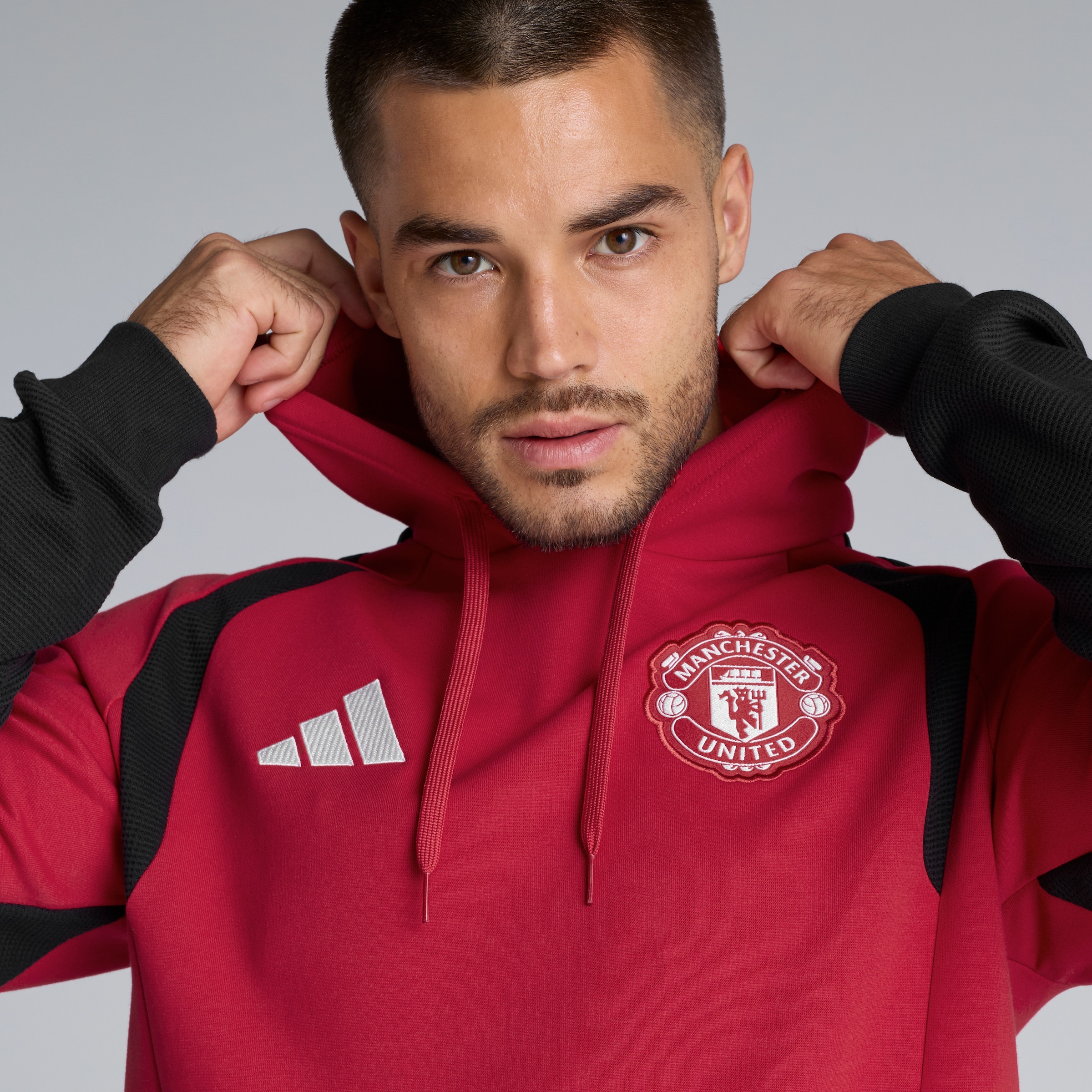 Manchester United 26/27 Training Tiro Hoodie Red Red Detail [4-5]