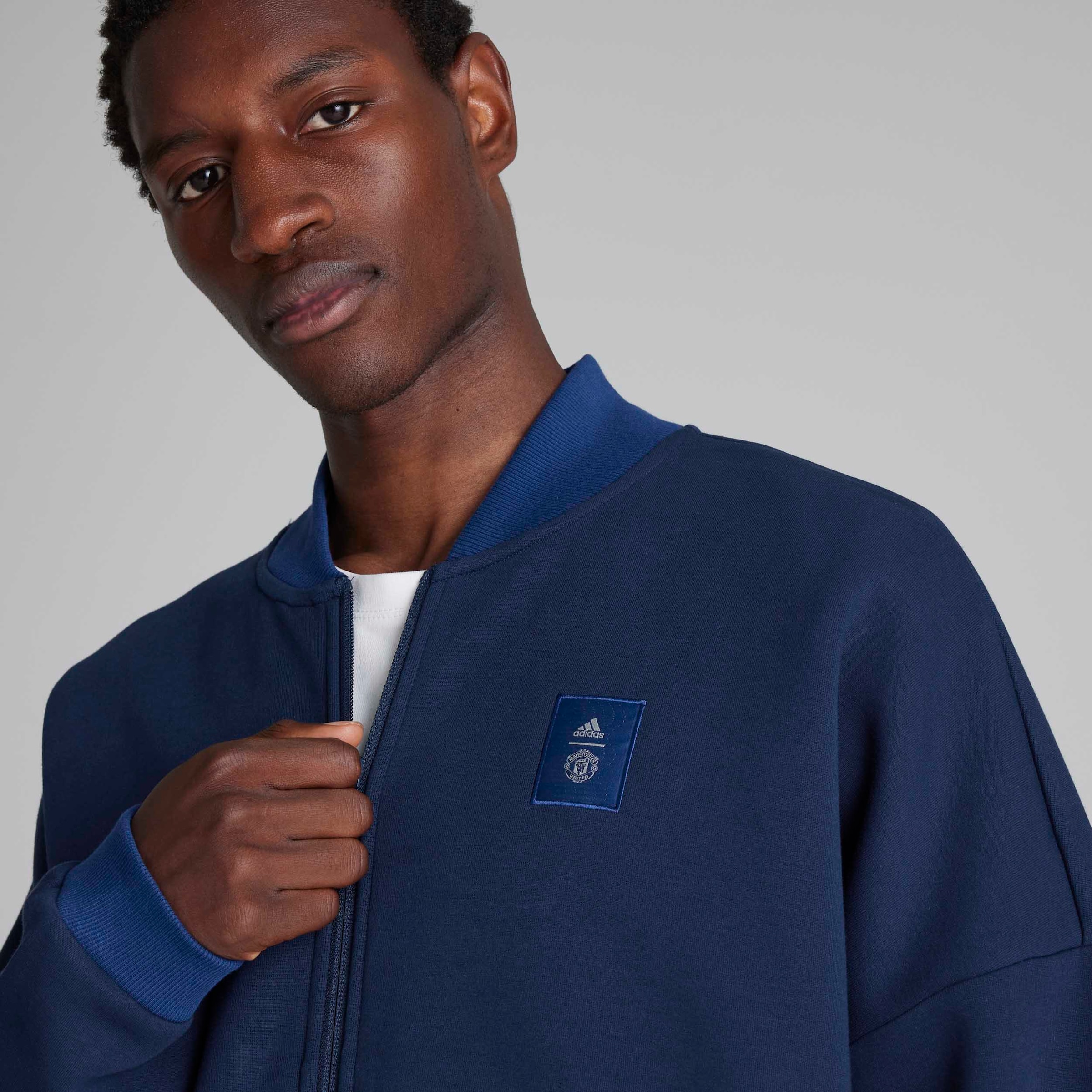 Manchester United Seasonal Track Top Blue Blue Detail [3-5]