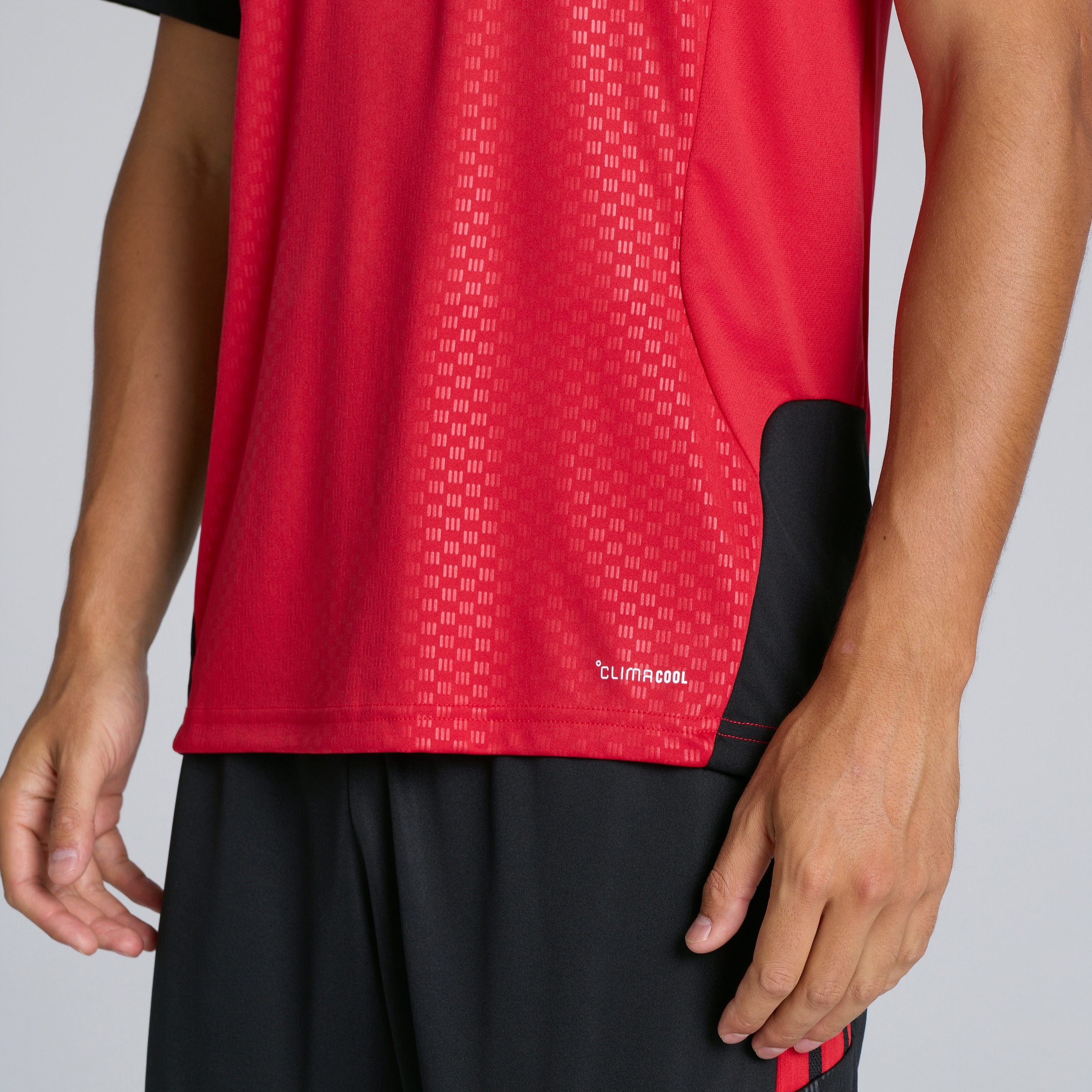Manchester United 26/27 Training Tiro Jersey Red (Sponsored) Red Detail [4-5]